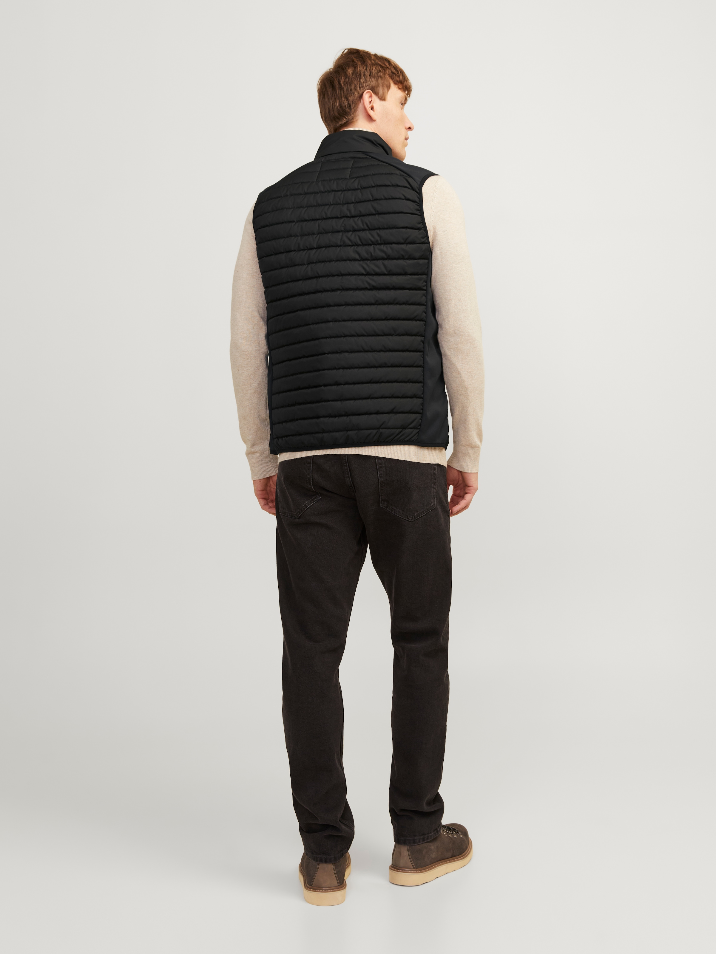 Jack & Jones Gilet matelassé »JJEMULTI mit Logoprint, hohem Kragen und Eingrifftaschen«, normal, Polyester, ohne Kapuze
