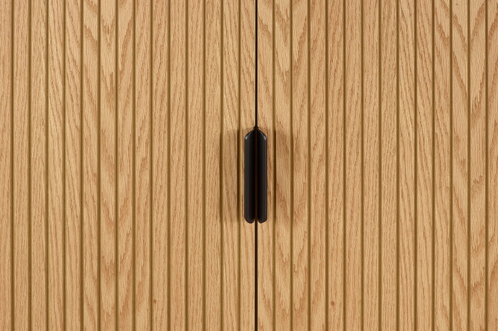 SalesFever Kommode »Visby Stilvolles Sideboard für den Wohnbereich« Eiche Echtholzfurnier