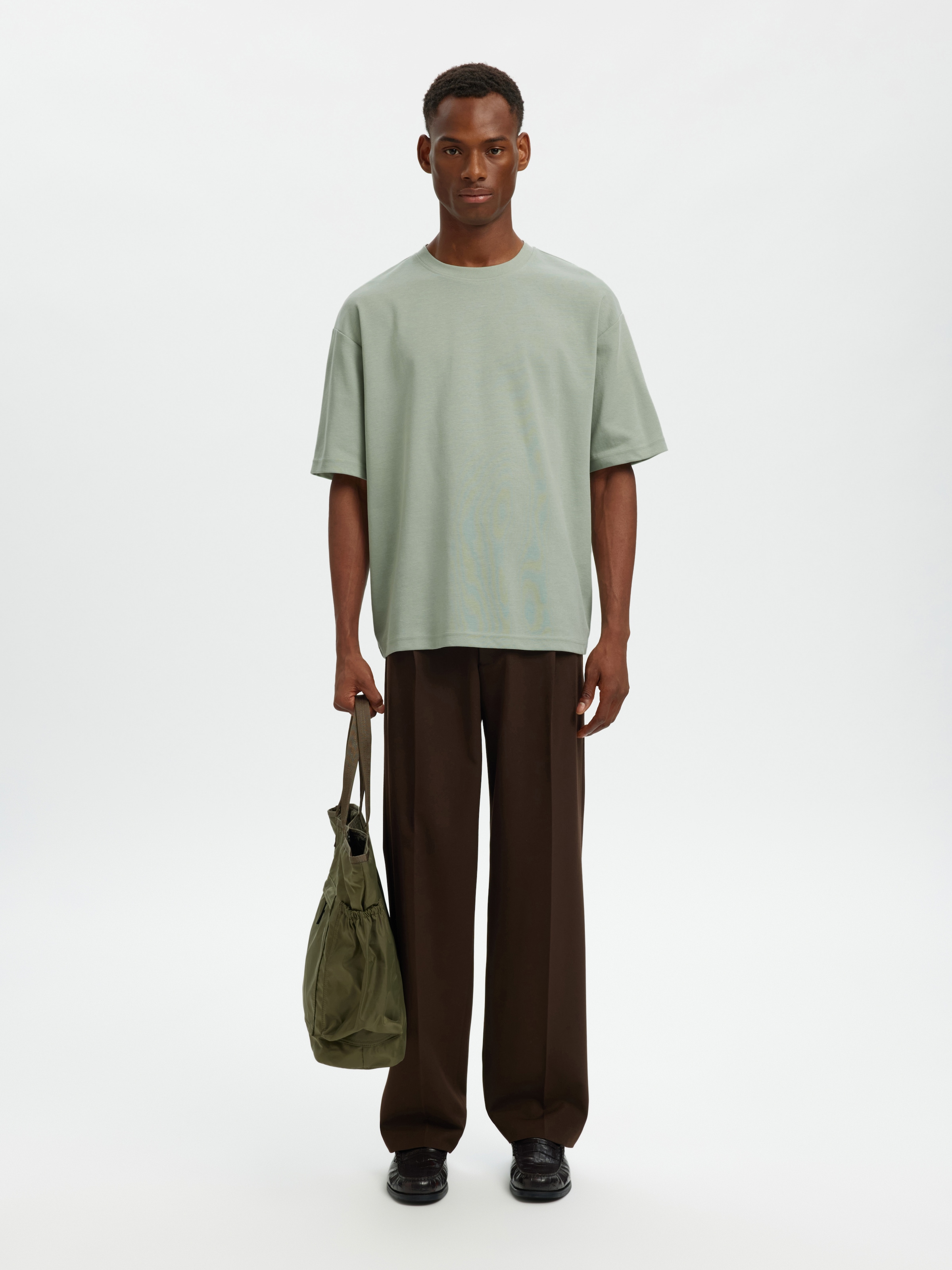 SELECTED Shirt à col rond »SLHLOOSEOSCAR SS O-NECK TEE NOOS«