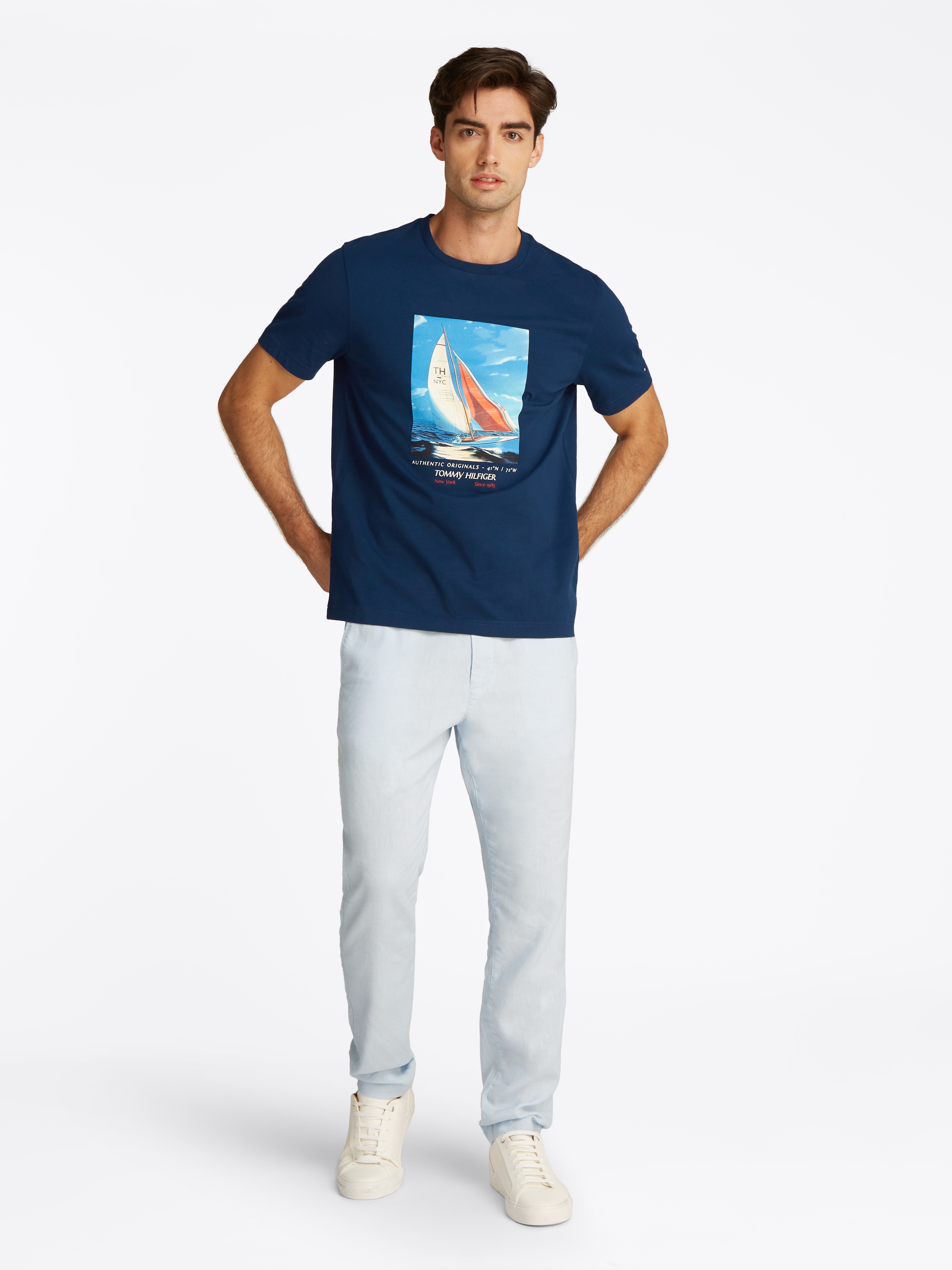 Tommy Hilfiger T-Shirt »HILFIGER COLOR PHOTO PRINT TEE« mit modischem Print
