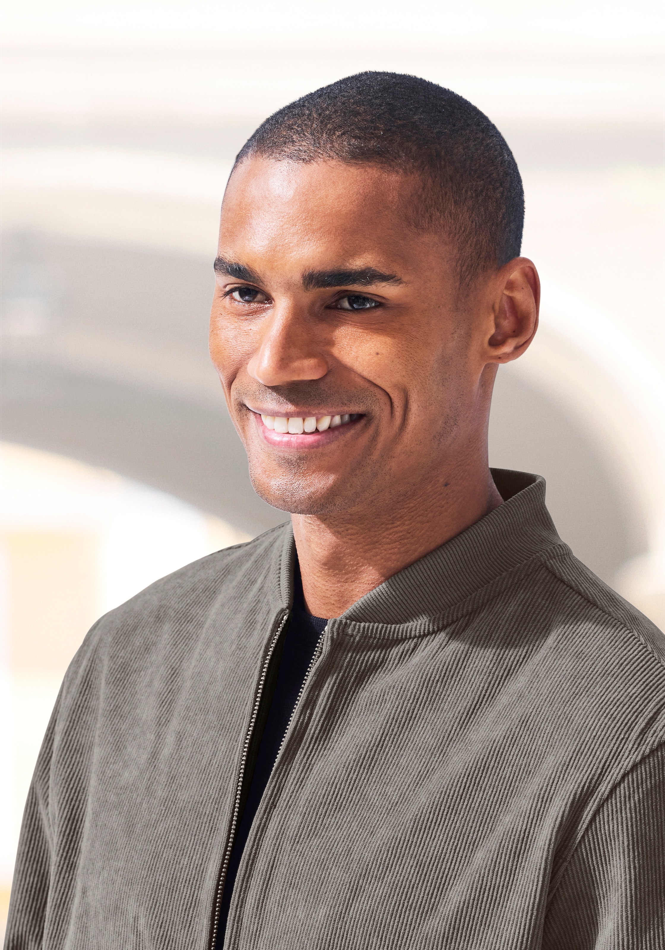 H.I.S Cordjacke »- Blouson mit Reissverschluss« , Pilotenjacke / Übergangsjacke aus Cord, regular fit