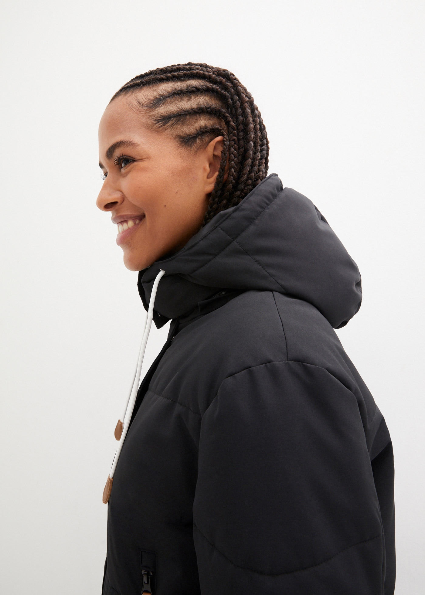bonprix Manteau matelassé mit abnehmbarer Kapuze, mit Reissverschlusstaschen, Oversize-Passform
