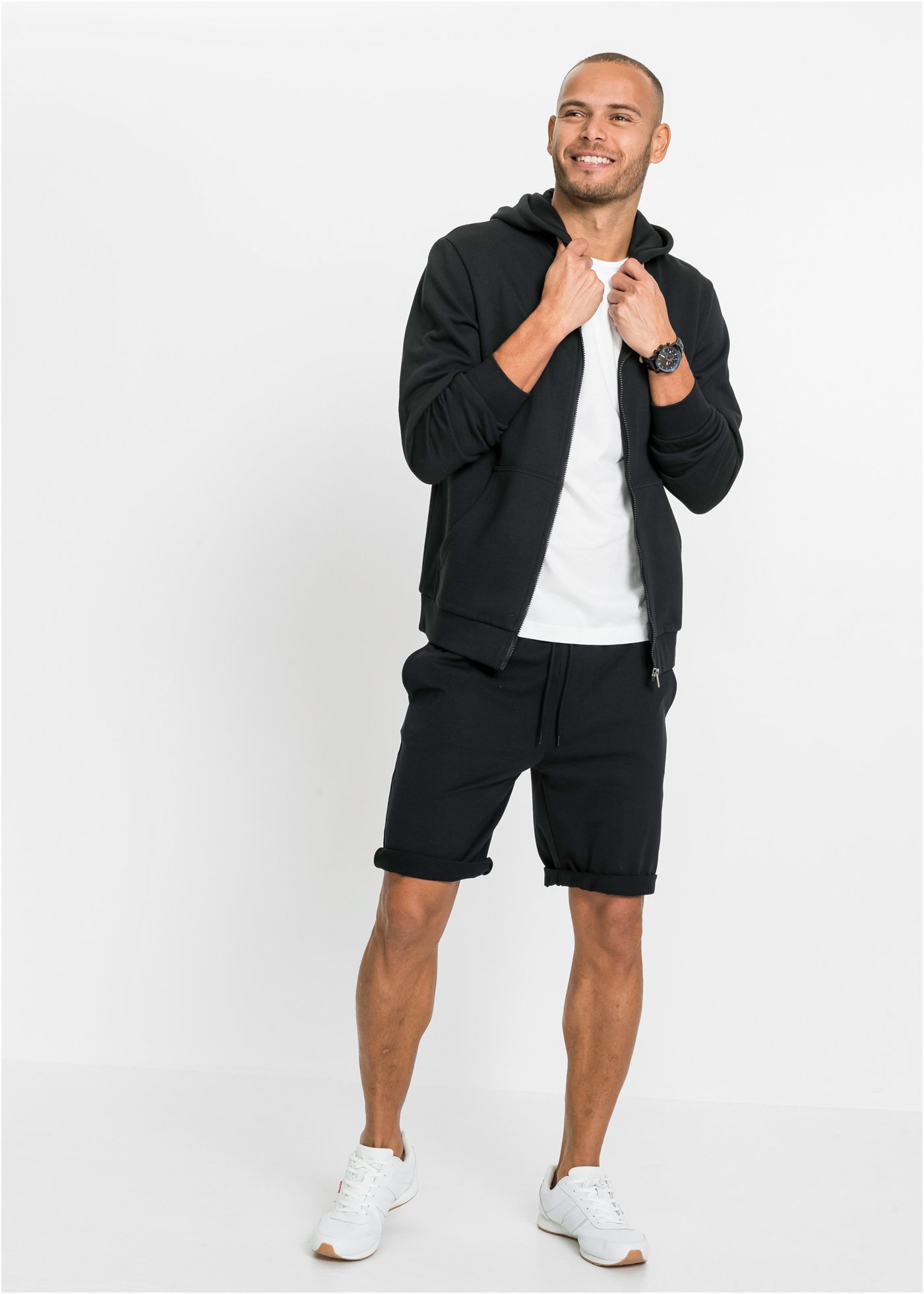 bonprix Short  en coton et polyester, Regular Fit, qualité légère