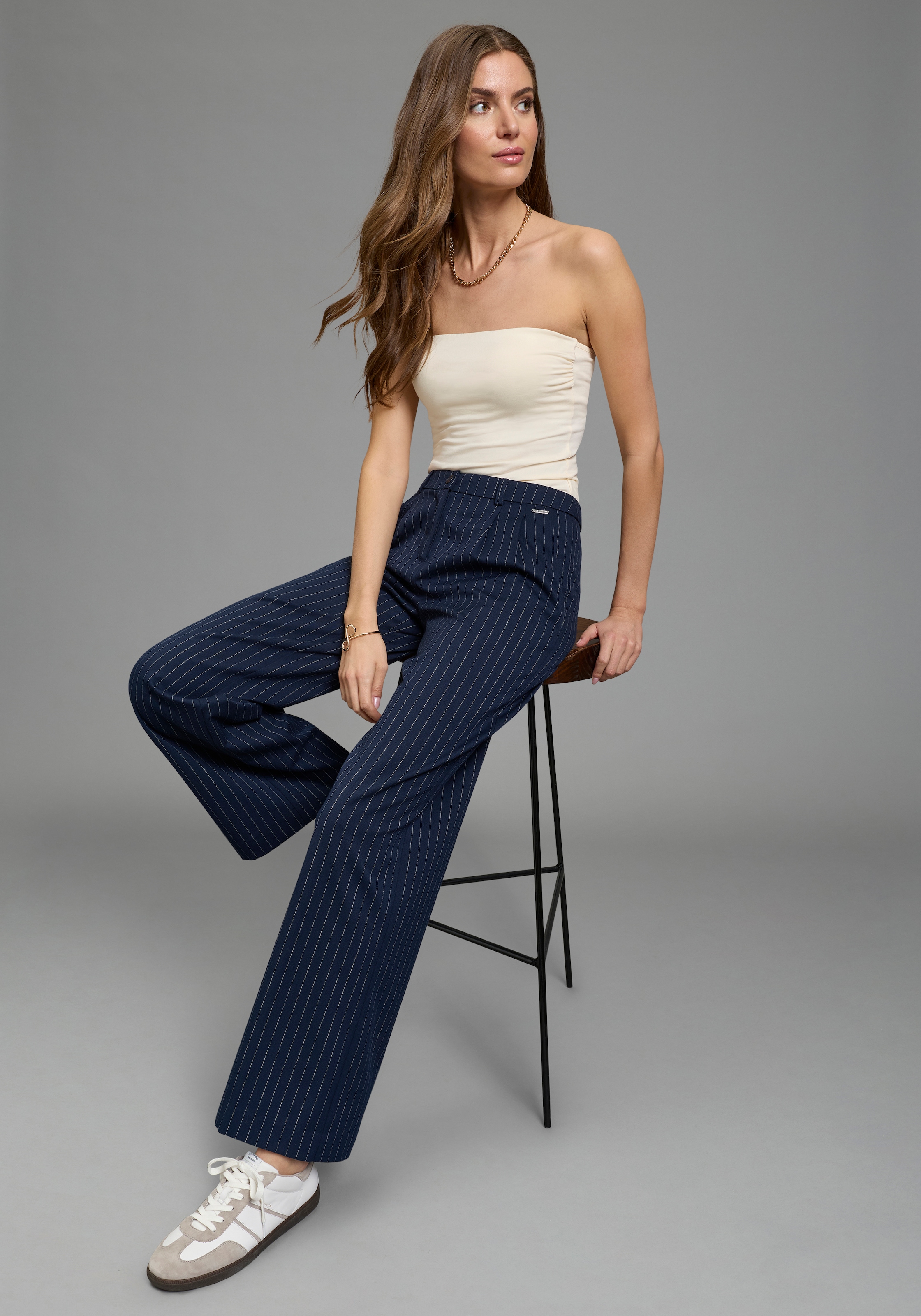 Melrose Bandeautop Packung, 2 tlg. mit Raffung an der Naht, durchgestepptes Rumpfabschluss