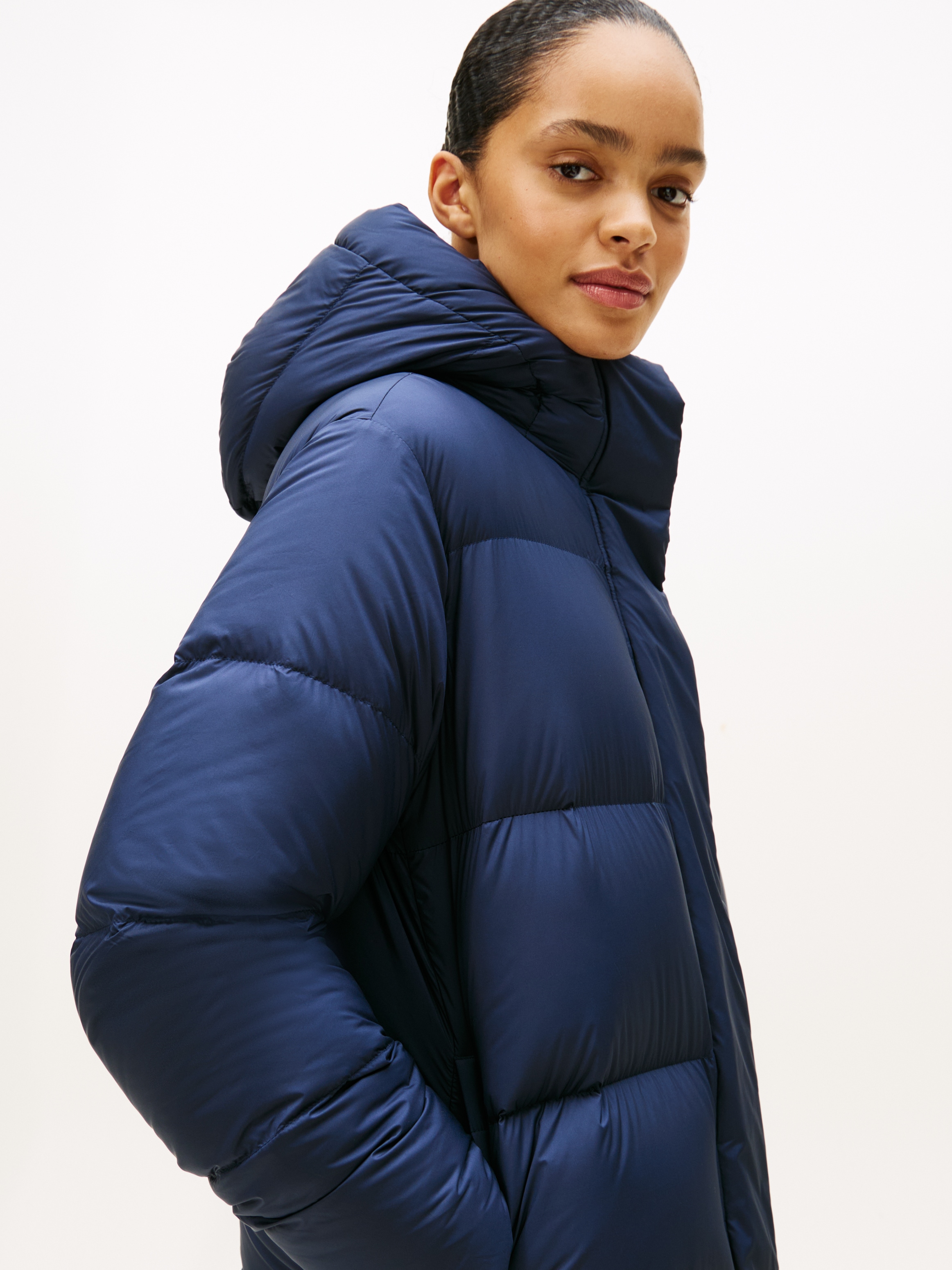 Tommy Hilfiger Manteau matelassé »MODERN DOWN REG COAT« mit wärmenden Material gefüttert