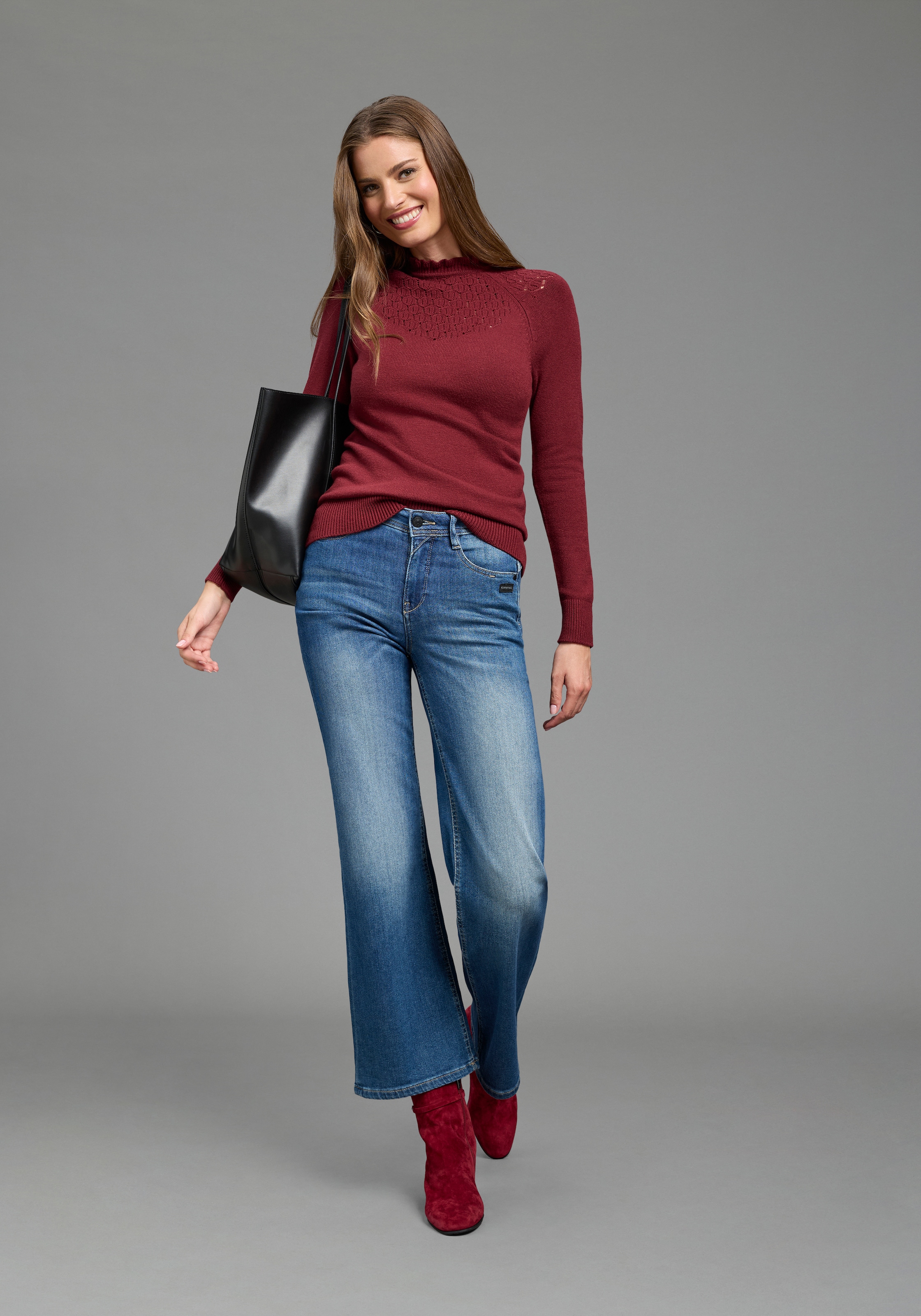 Laura Scott Pull en tricot »aus Ajourstrick, mit figurbetonter Passform« en mélange de viscose doux, avec bord ondulé