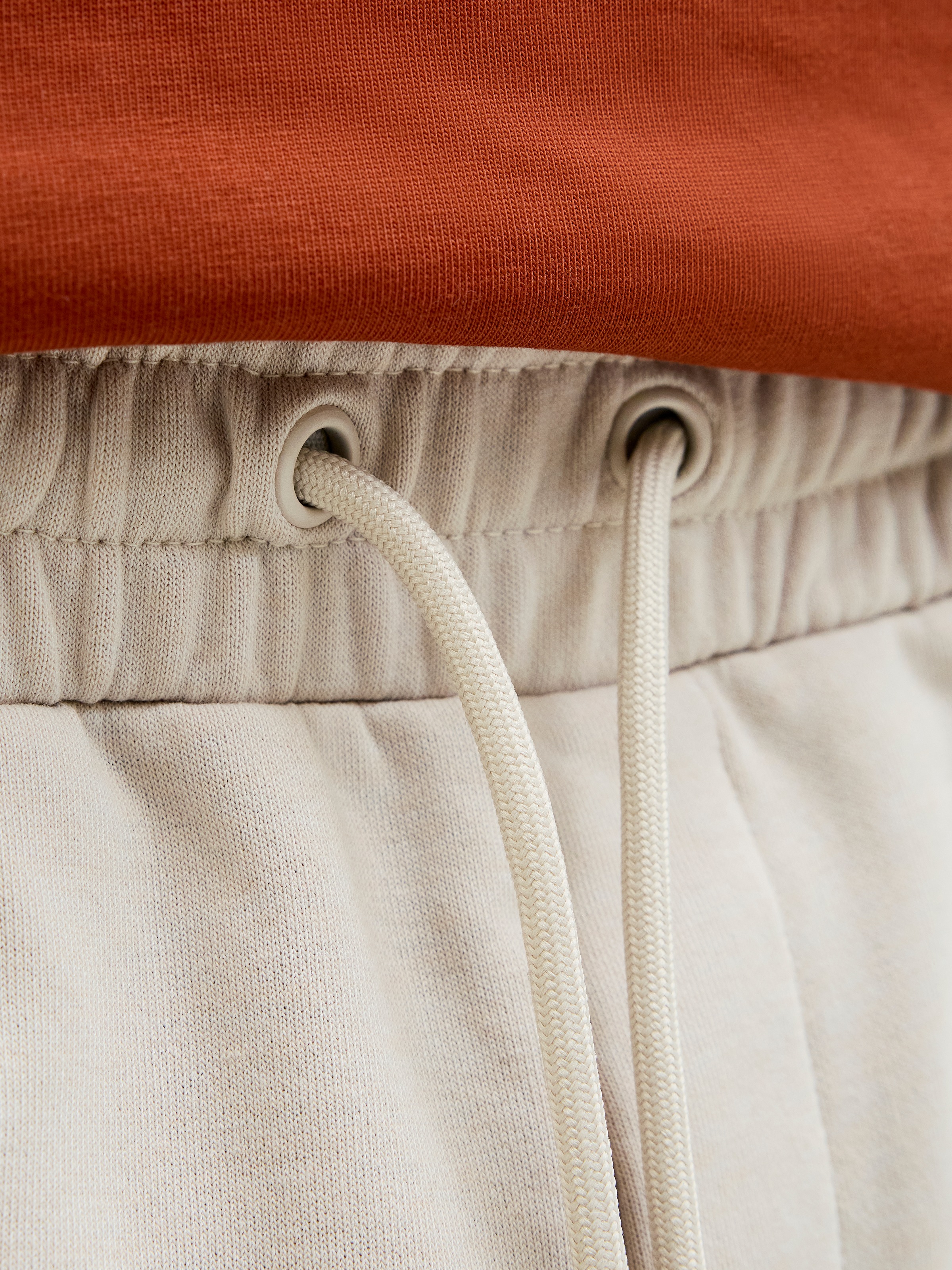 Jack & Jones Sweatshorts »JPSTGORDON mit elastischem Bund«  uni, à la mode, coupe régulière, tissu tissé