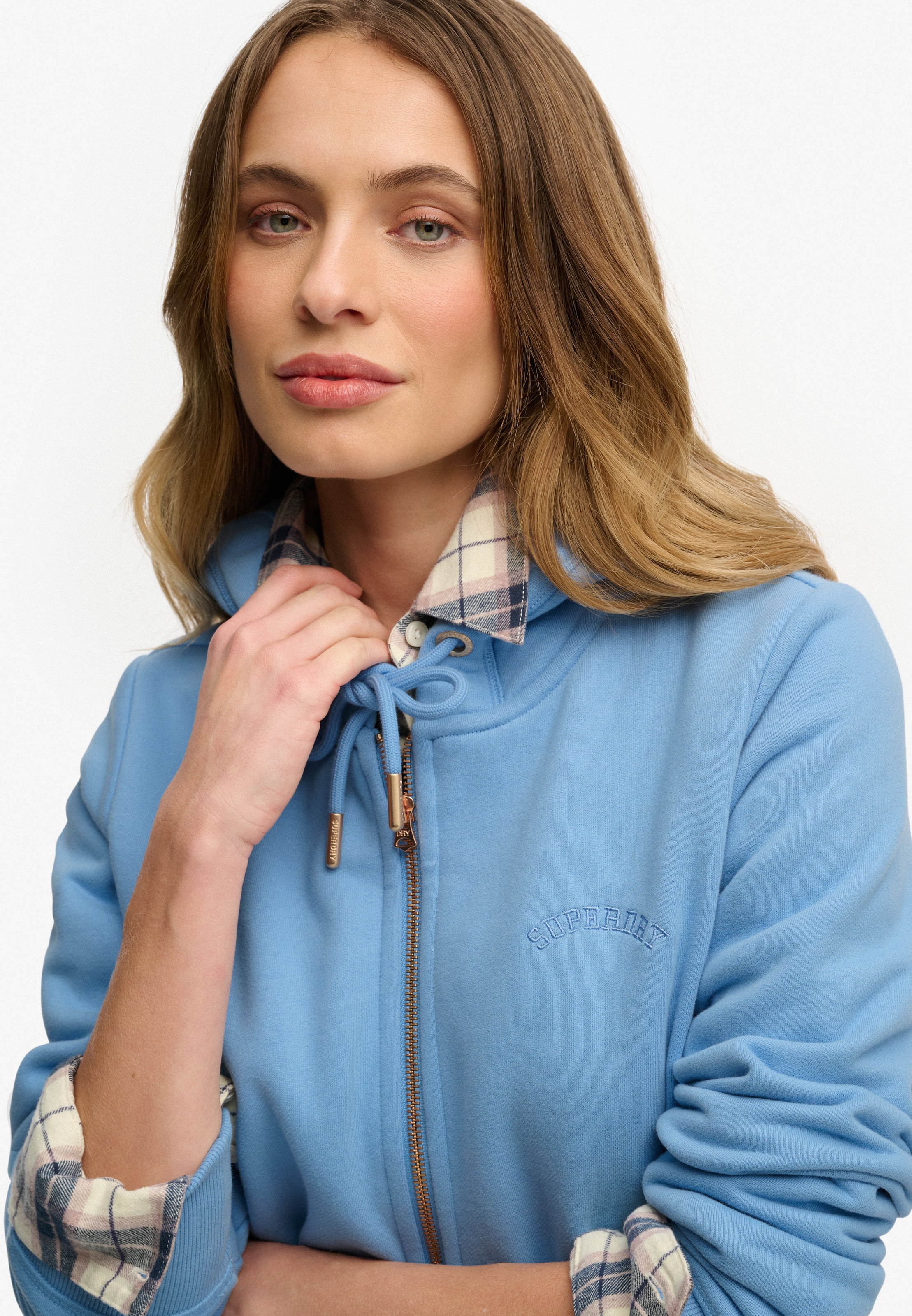 Superdry Sweat à capuche »Essential Logo Ziphood Hb« Mit Logostickerei
