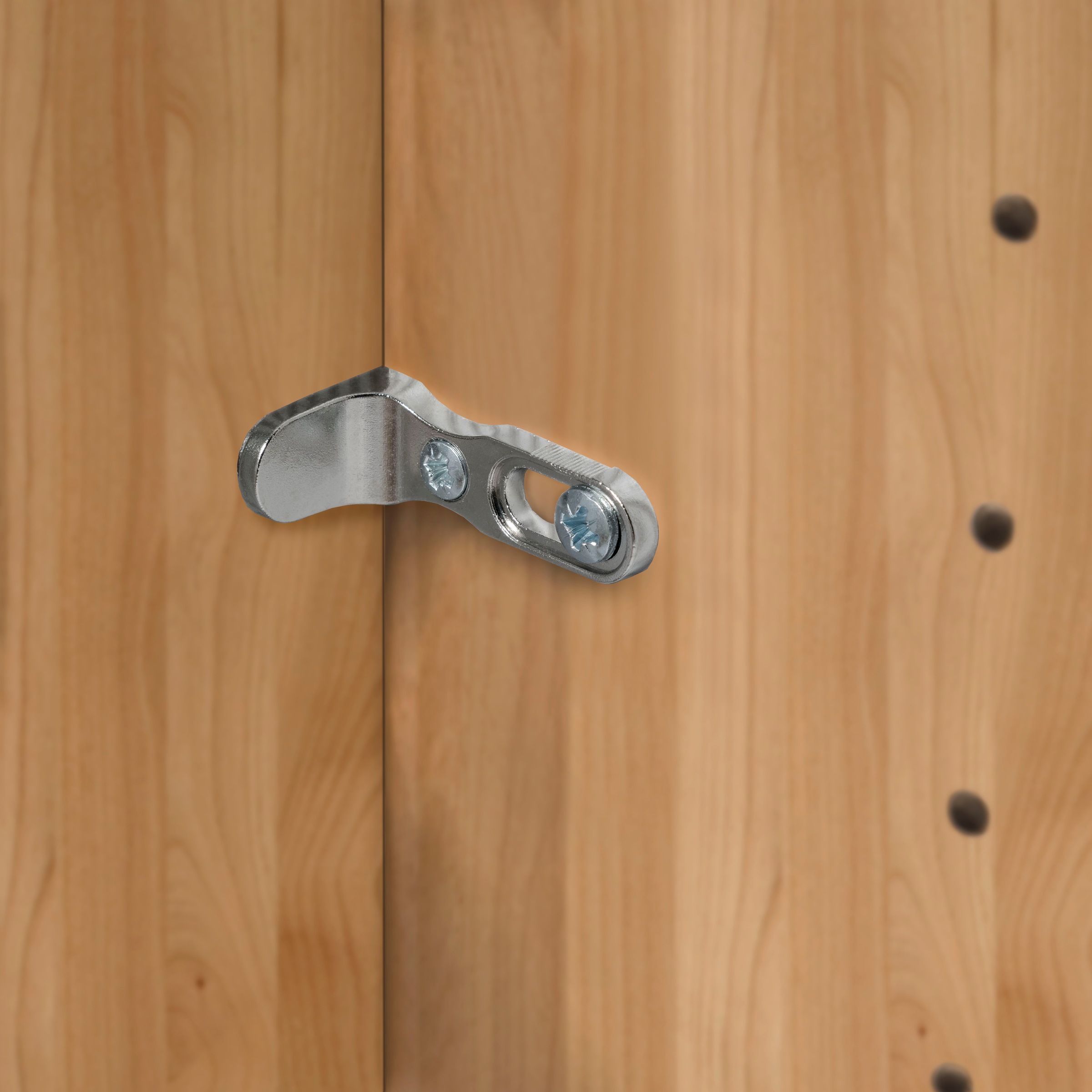 WIEMANN Kleiderschrank »Cardiff, Massivholztüren in Kombination mit Glas- oder Spiegeltüren« 4 Breiten, 2 Höhen 216/236cm auswählbar,  hochwertiges Design in langlebiger Qualität, viel Stauraum