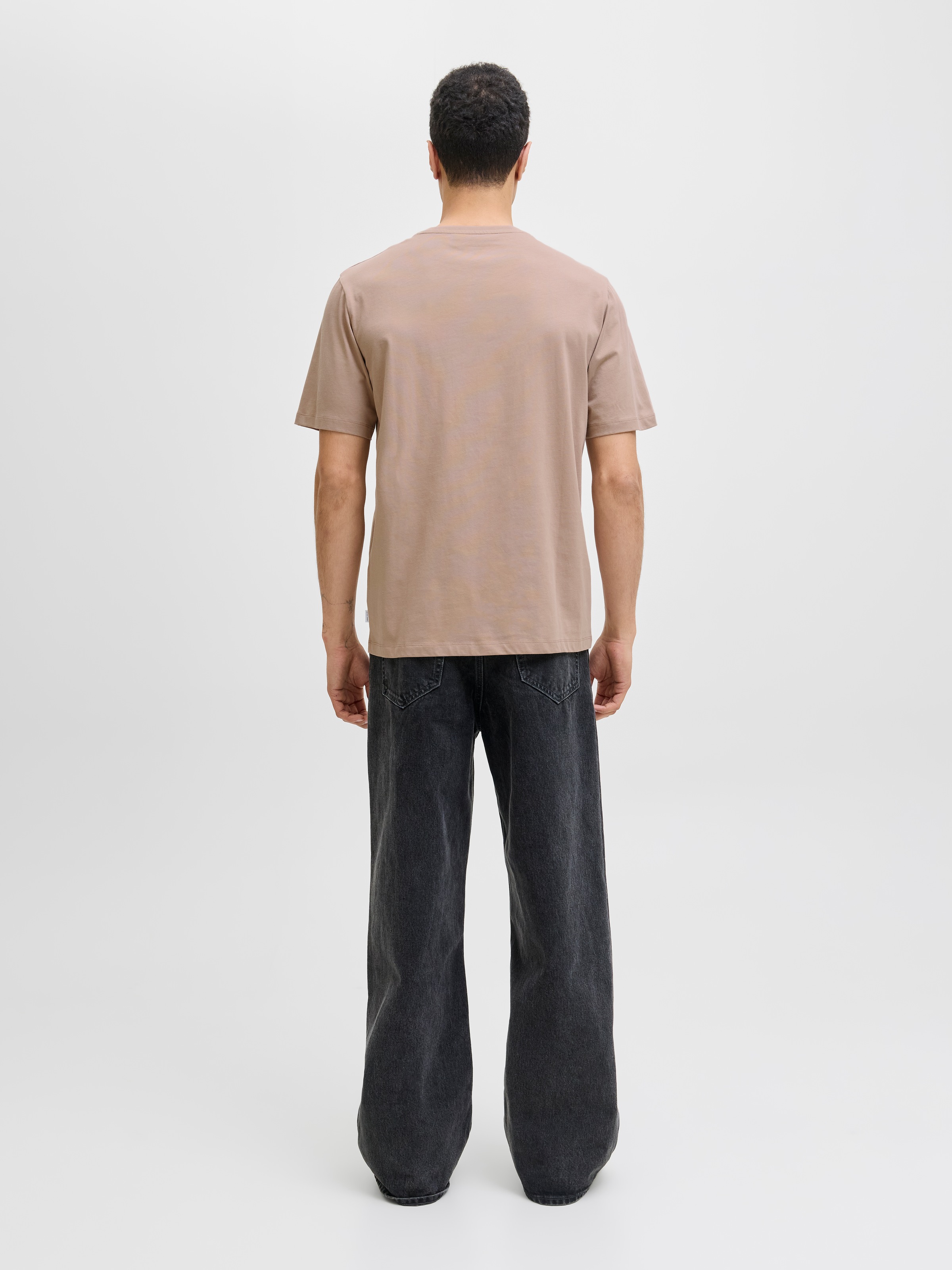 Jack & Jones Shirt à col rond »JJEORGANIC BASIC TEE SS O-NECK NOOS« Coton, coupe regular fit