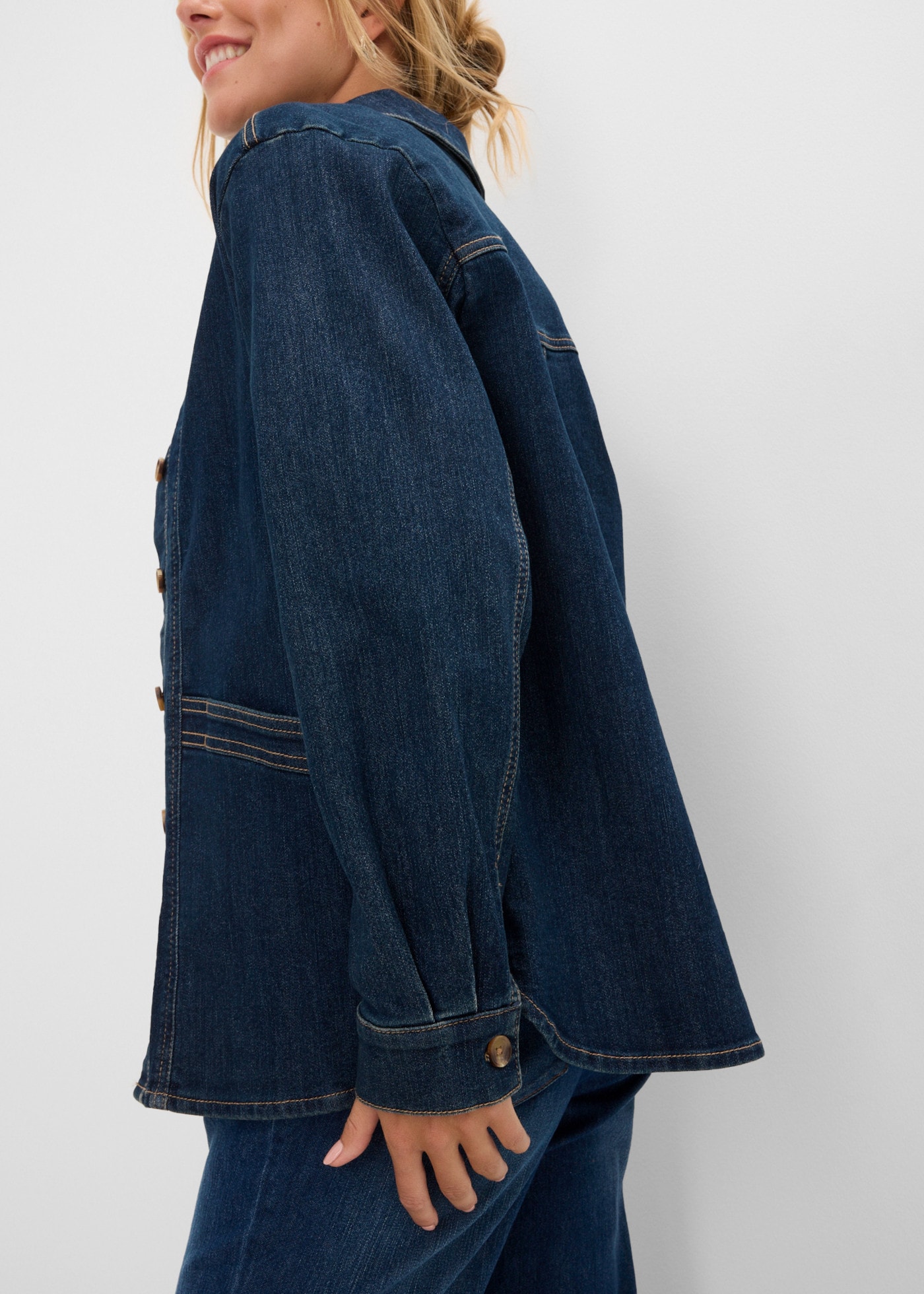 bonprix Veste en jean Coupe régulière, manches longues, en coton, style décontracté