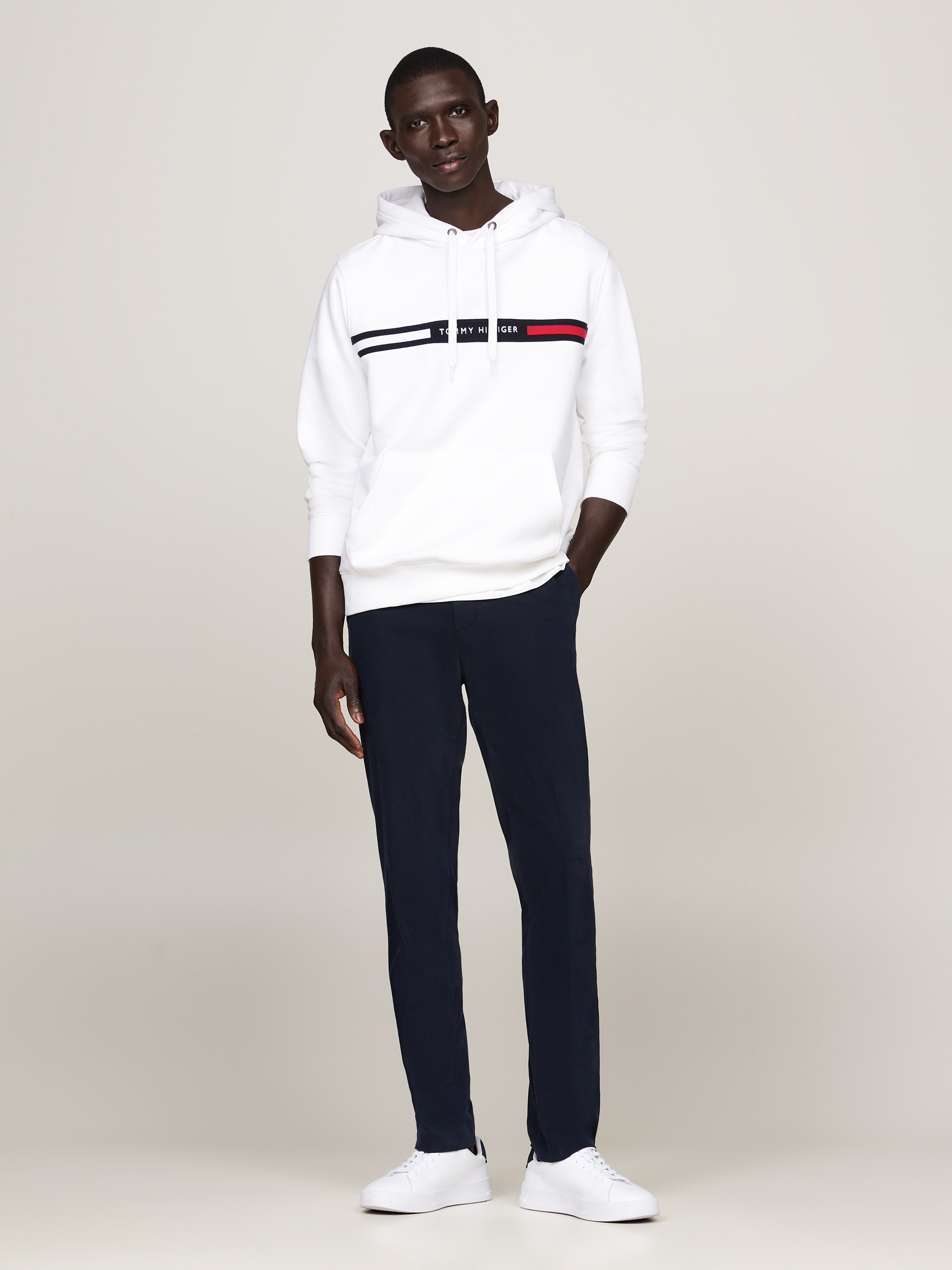 Tommy Hilfiger Sweat à capuche »HILFIGER CHEST INSERT HOODY mit Kapuze und Logoschriftzug«, unifarben, casual, regular fit, Baumwollmix, Kapuze
