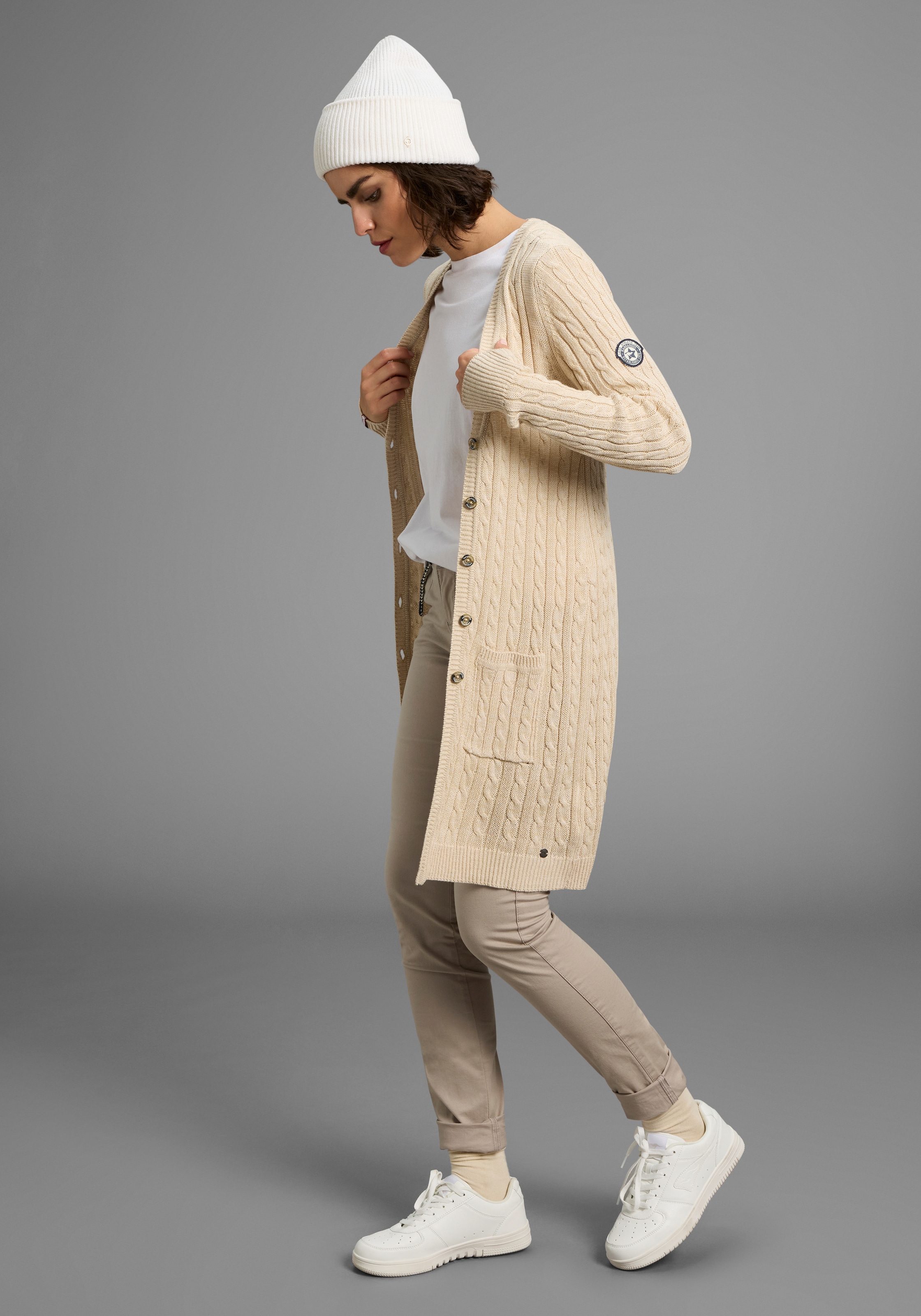 KangaROOS Cardigan long mit trendigem Zopfmuster und Taschen