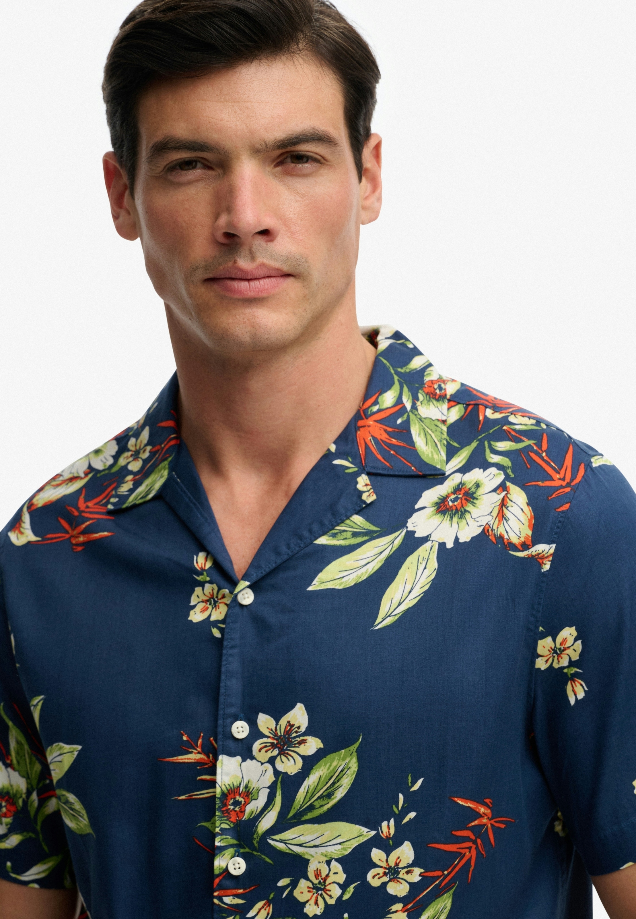 Superdry Chemise hawaïenne »HAWAIIAN PRINT S/S SHIRT« mit sommerlich coolem Hawaii-Blumen-Print