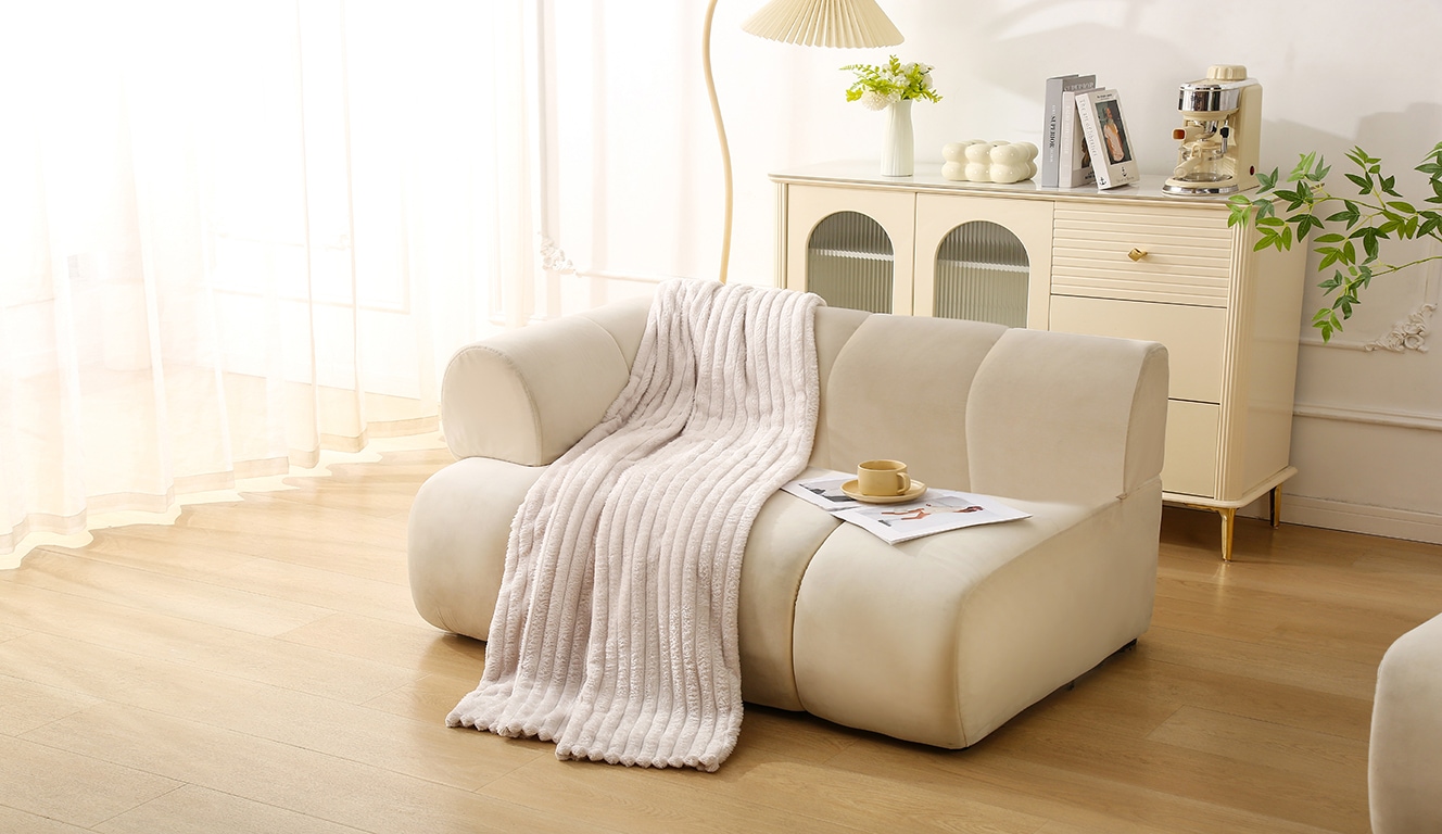 GOODproduct Couverture d'intérieur »Millara« Kuscheldecke in Cord-Optik, 150x200 cm, Wohndecke, Sofadecke,