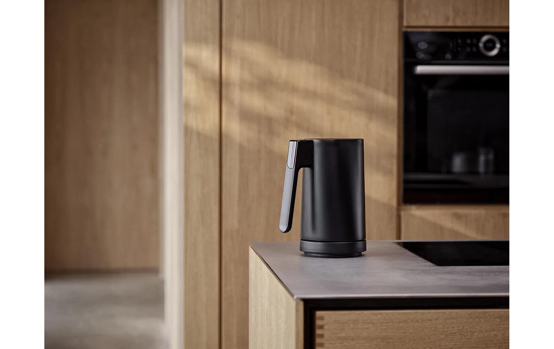 Jacob Jensen Wasserkocher »23 x 16 x 26 cm 1,2 l« 1,2 l 2200 W Wasserkocher mit Touch-Bedienung und Temperaturvorwahl