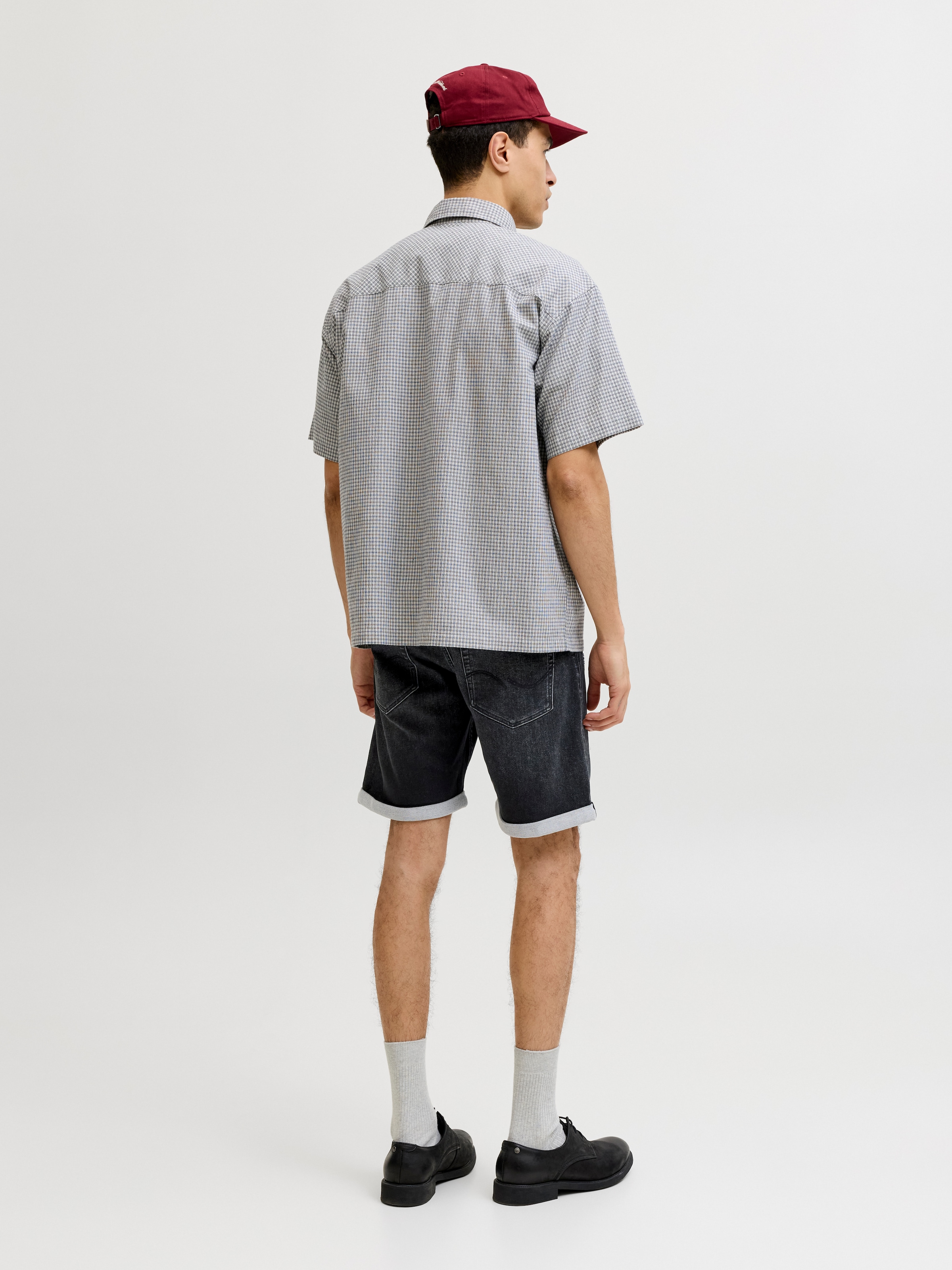 Jack & Jones Short »JJIRICK JJICON I.K. SHORTS GE 066 SN«  mélange de coton avec stretch, coupe régulière, effets déchirés