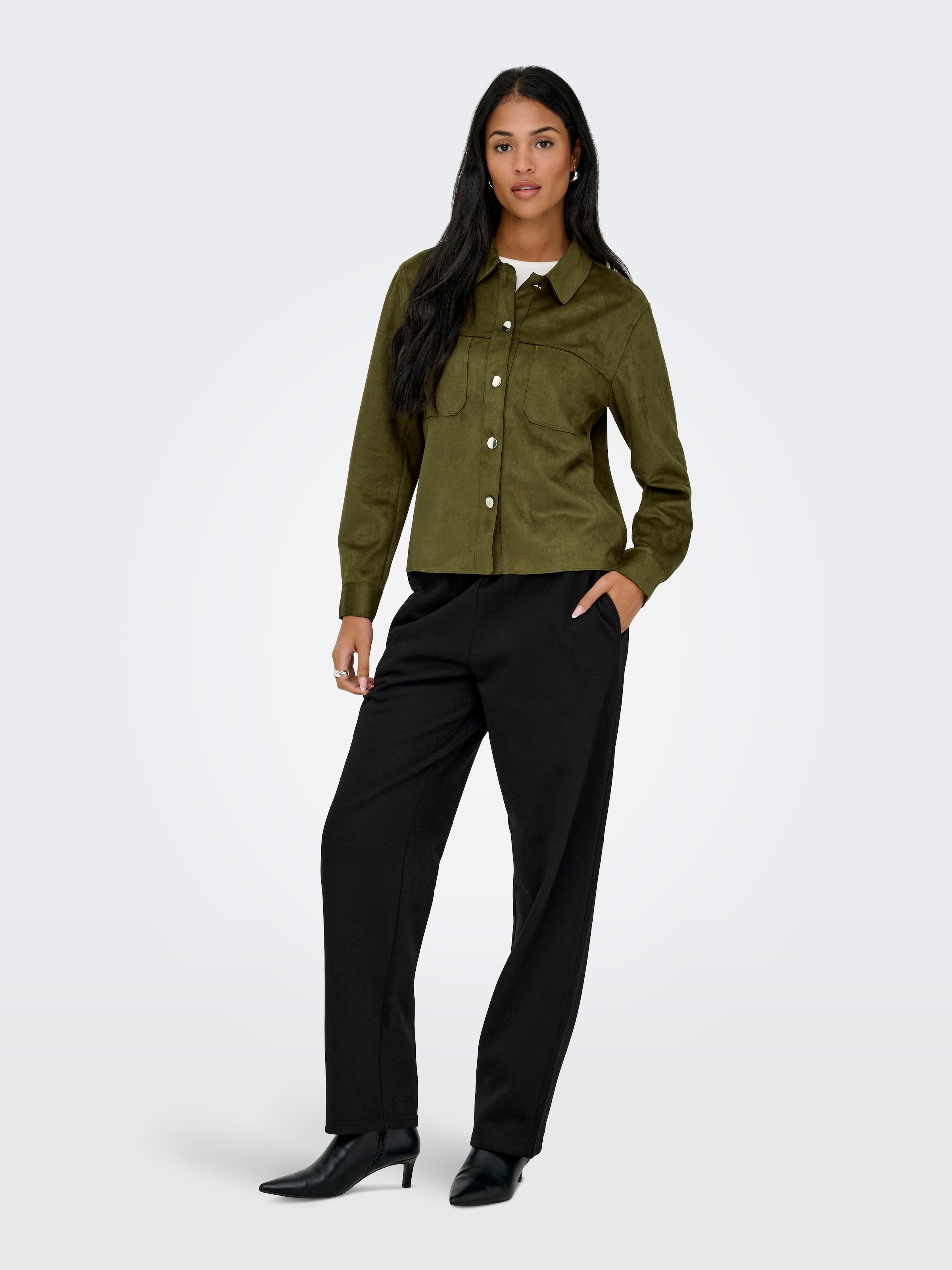 ONLY Blouse chemise »ONLMIRA L/S FAUX SUEDE SHIRT PNT« mélange de matériaux, coupe régulière