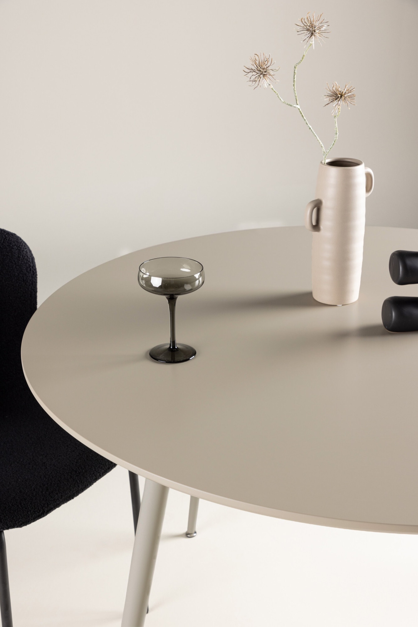 Venture Home Table de salle à manger »Plaza, runder Esstisch in einladendem Beige, einheitlich, Ø 120 cm« Table à manger, MDF, pieds en acier, ronde, harmonieuse, accueillante
