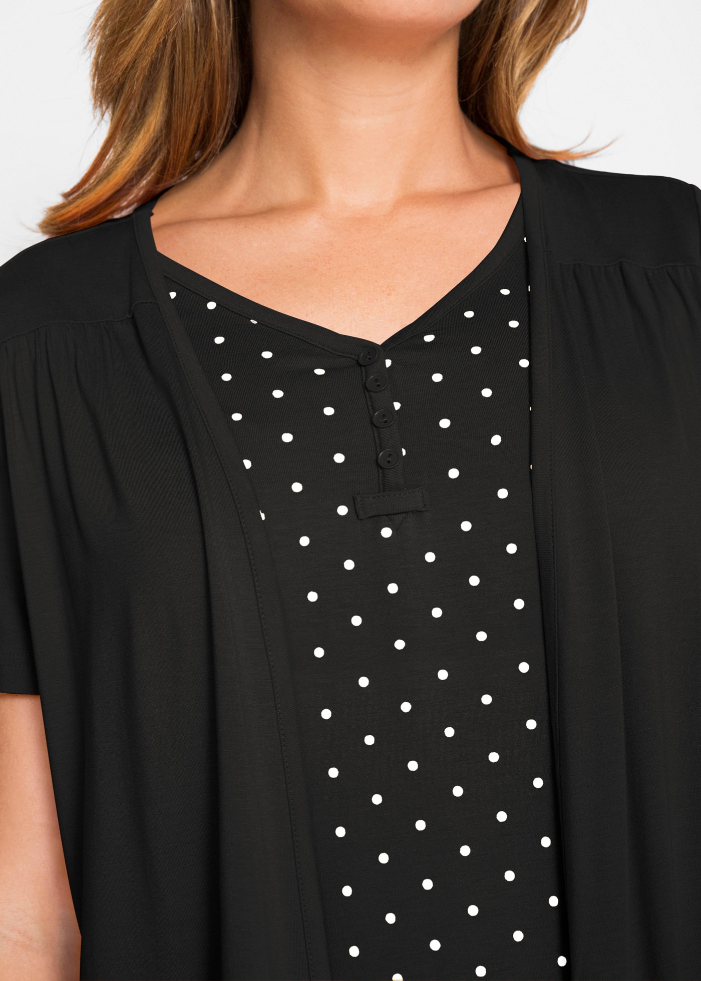 bonprix T-shirt 2 en 1 »2 in 1 Shirt mit V-Ausschnitt, kurzarm« A-Linie Passform, Kurzarm, mit V-Ausschnitt, mit Zierknopfleiste