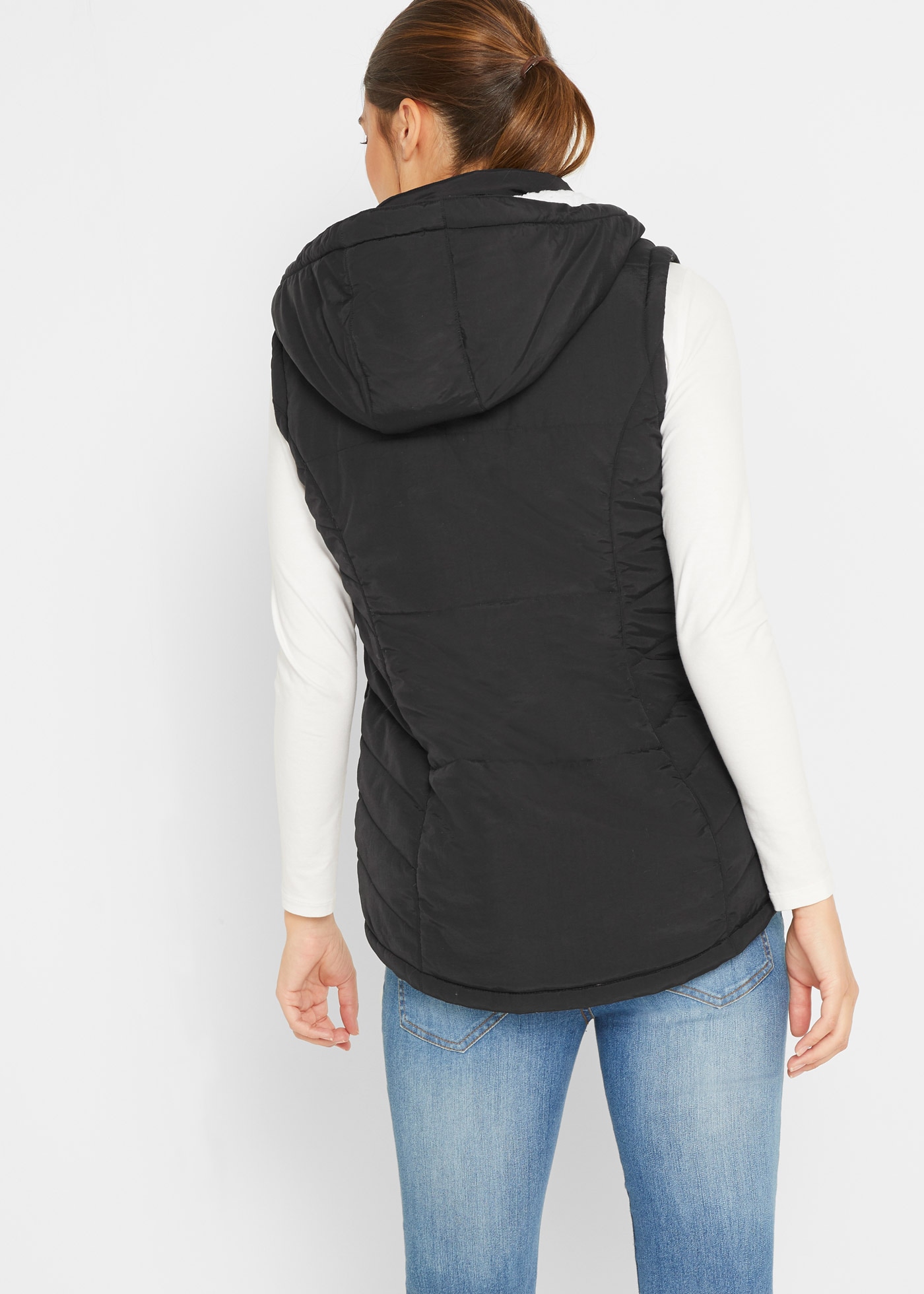 bonprix Gilet matelassé en matière matelassée et tissu tissé, coupe confortable, avec doublure en peluche