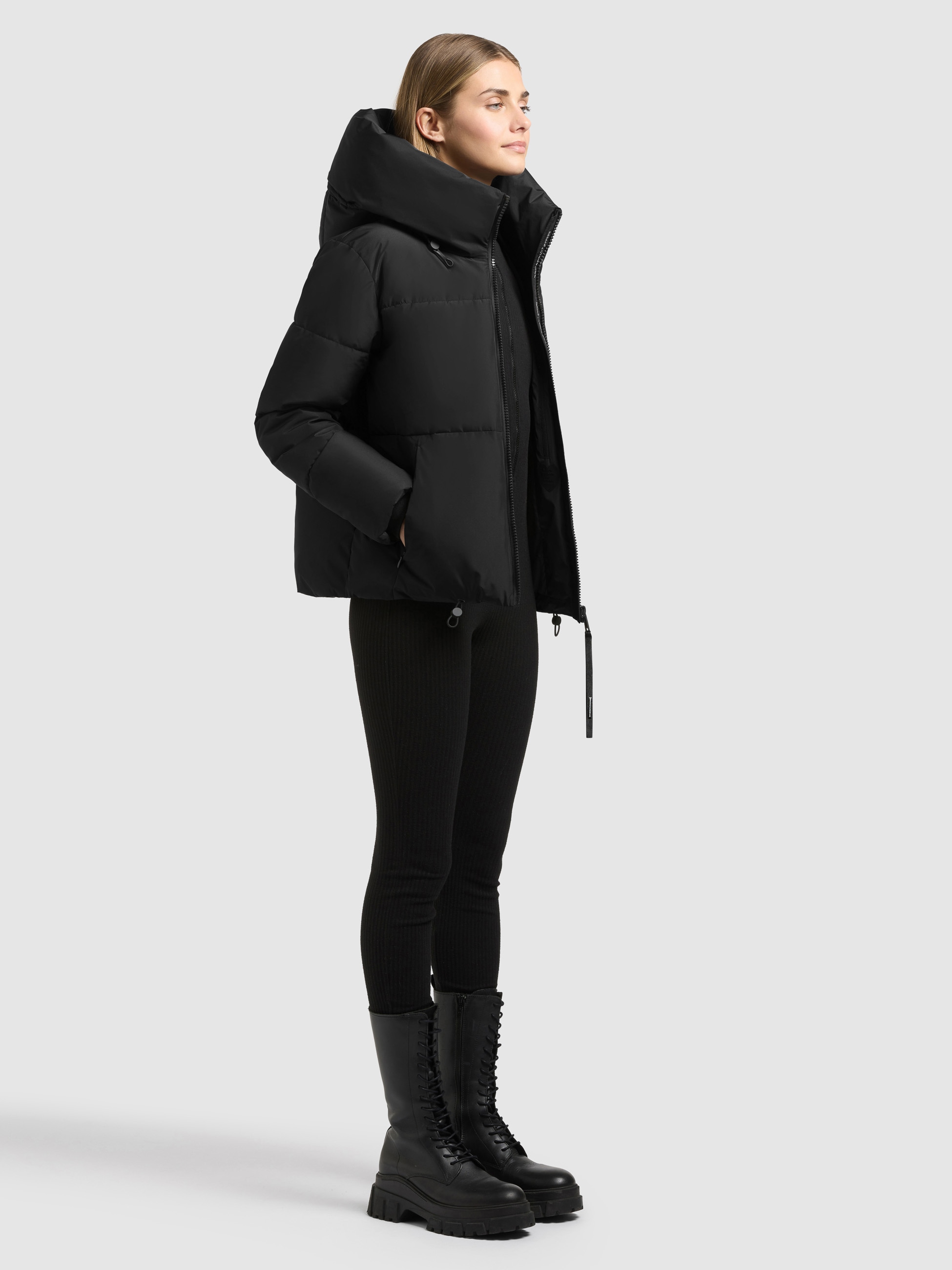 khujo Steppjacke »AUDREY2 MATT« mit Kapuze Reissverschlusstaschen mit Fleecefutter