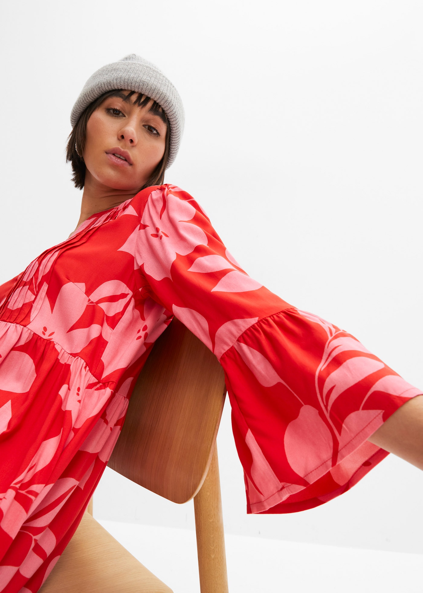 bonprix Maxi robe »Maxikleid aus fliessender Viskose« Maxikleid aus fliessender Viskose