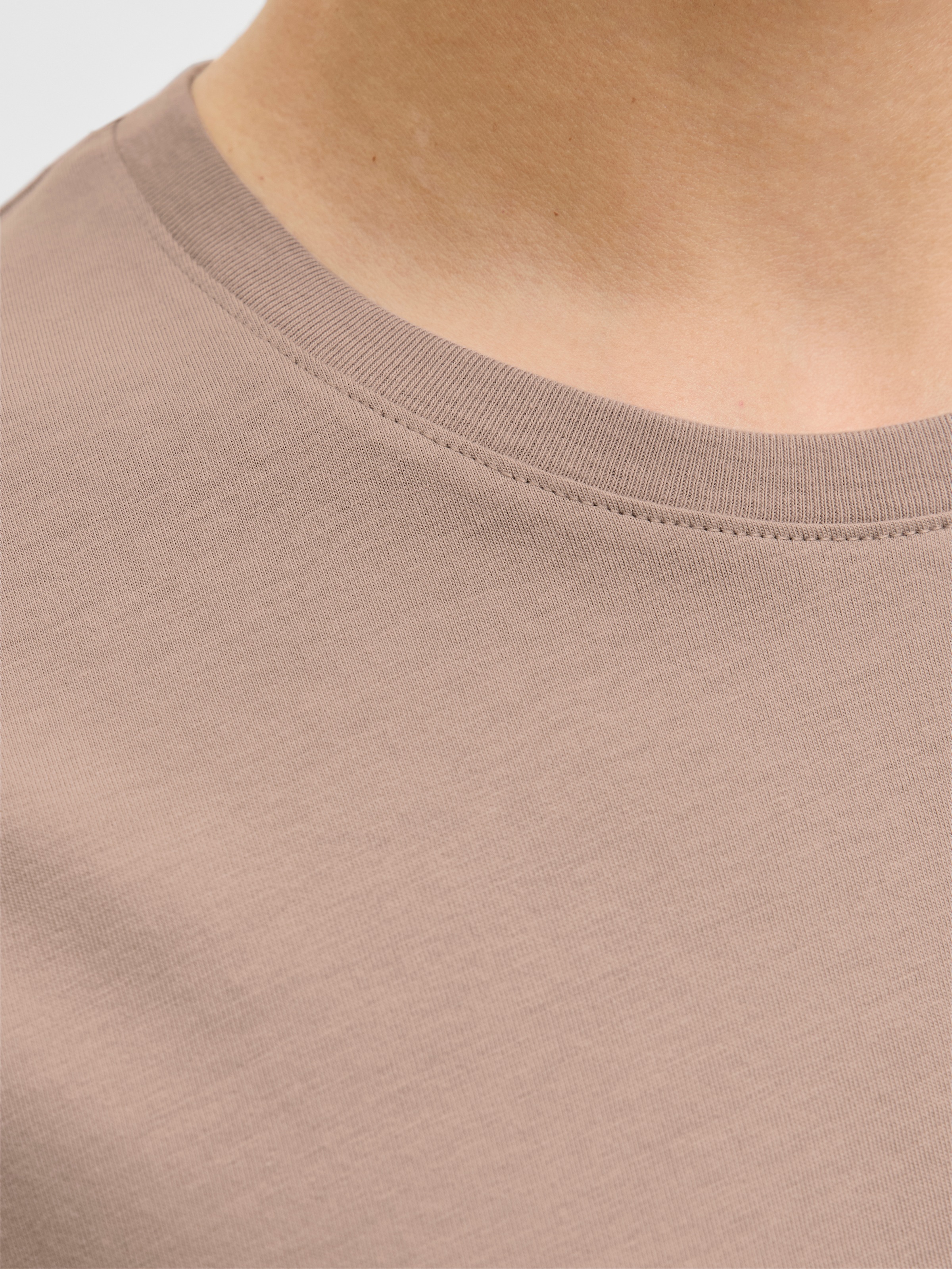 Jack & Jones Shirt à col rond »JJEORGANIC BASIC TEE SS O-NECK NOOS« Coton, coupe regular fit