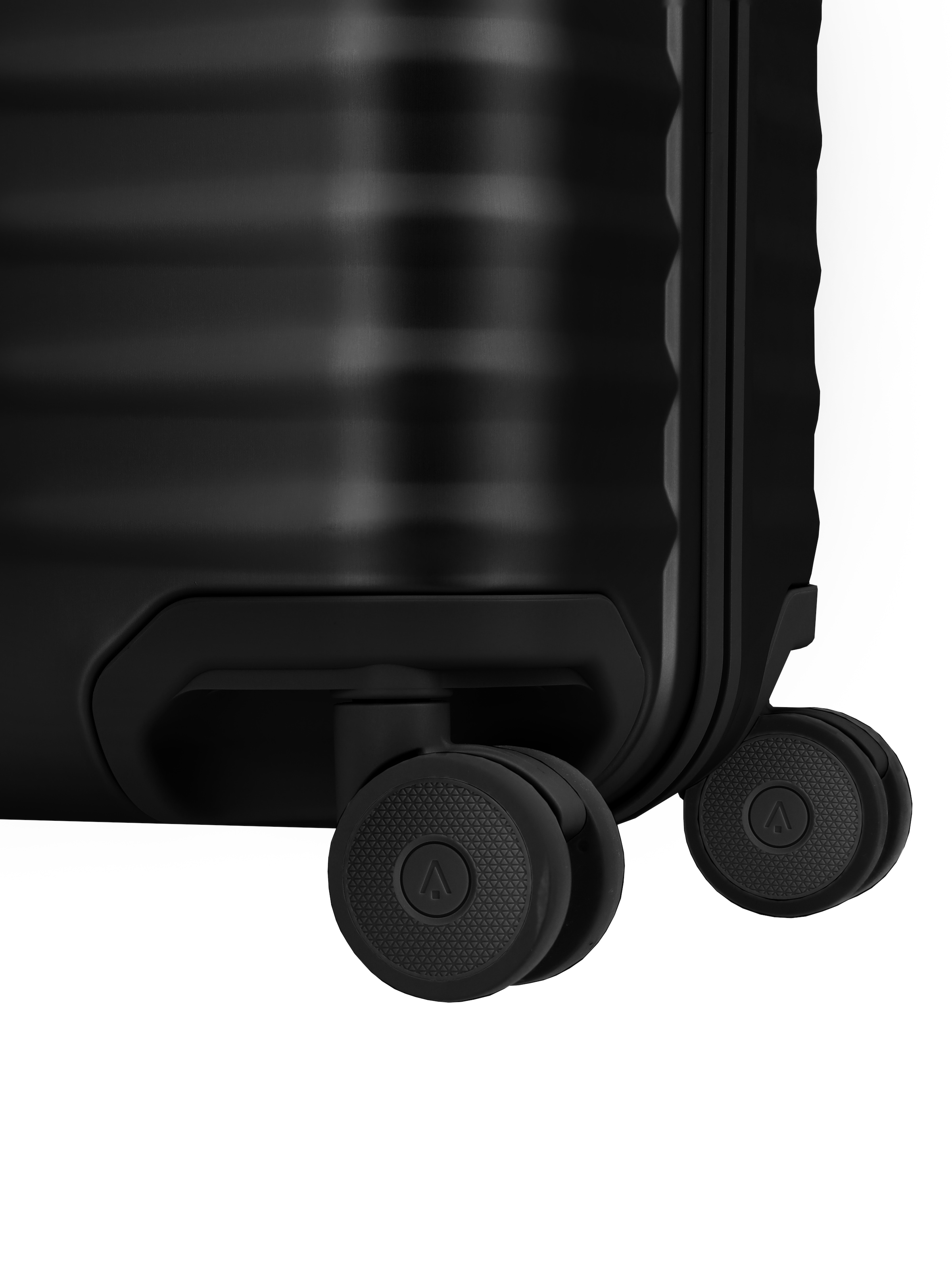TITAN - Made in Germany Trolley »ETERNITY S23 Aluminium Bordkoffer Made in Germany« 45 l 4 Rollen 100 % aluminium, cadre intelligent et poignées en cuir véritable