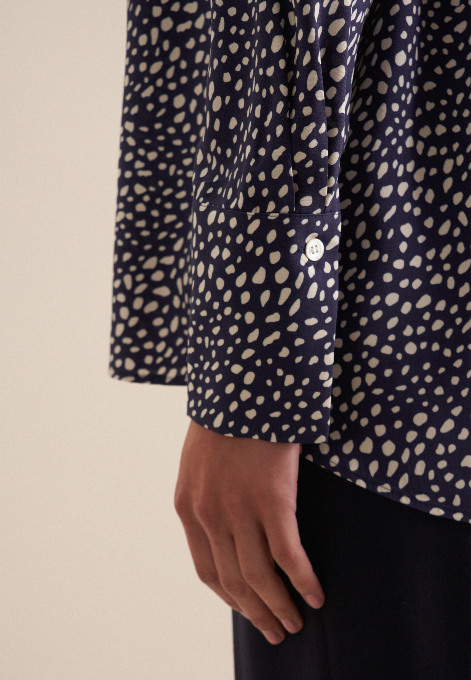 seidensticker Blouse classique »Schwarze Rose« Tunika Druck