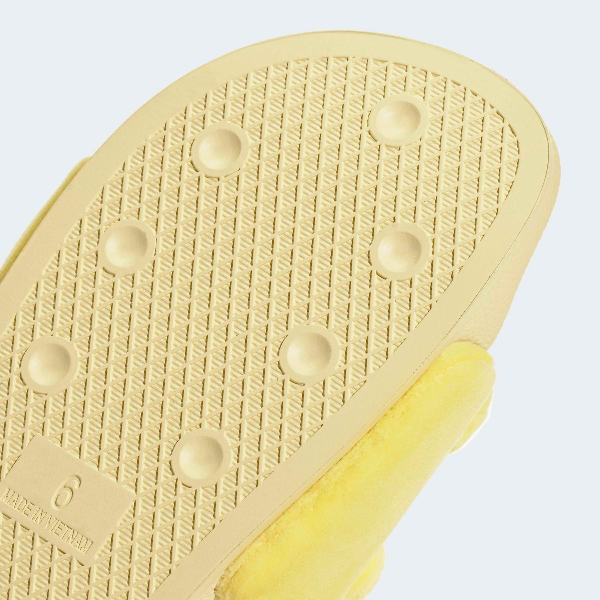 adidas Originals Chausson »CARE BEARS X ADIDAS ADILETTEN«  pantoufle Care Bears Glücksbärchis
