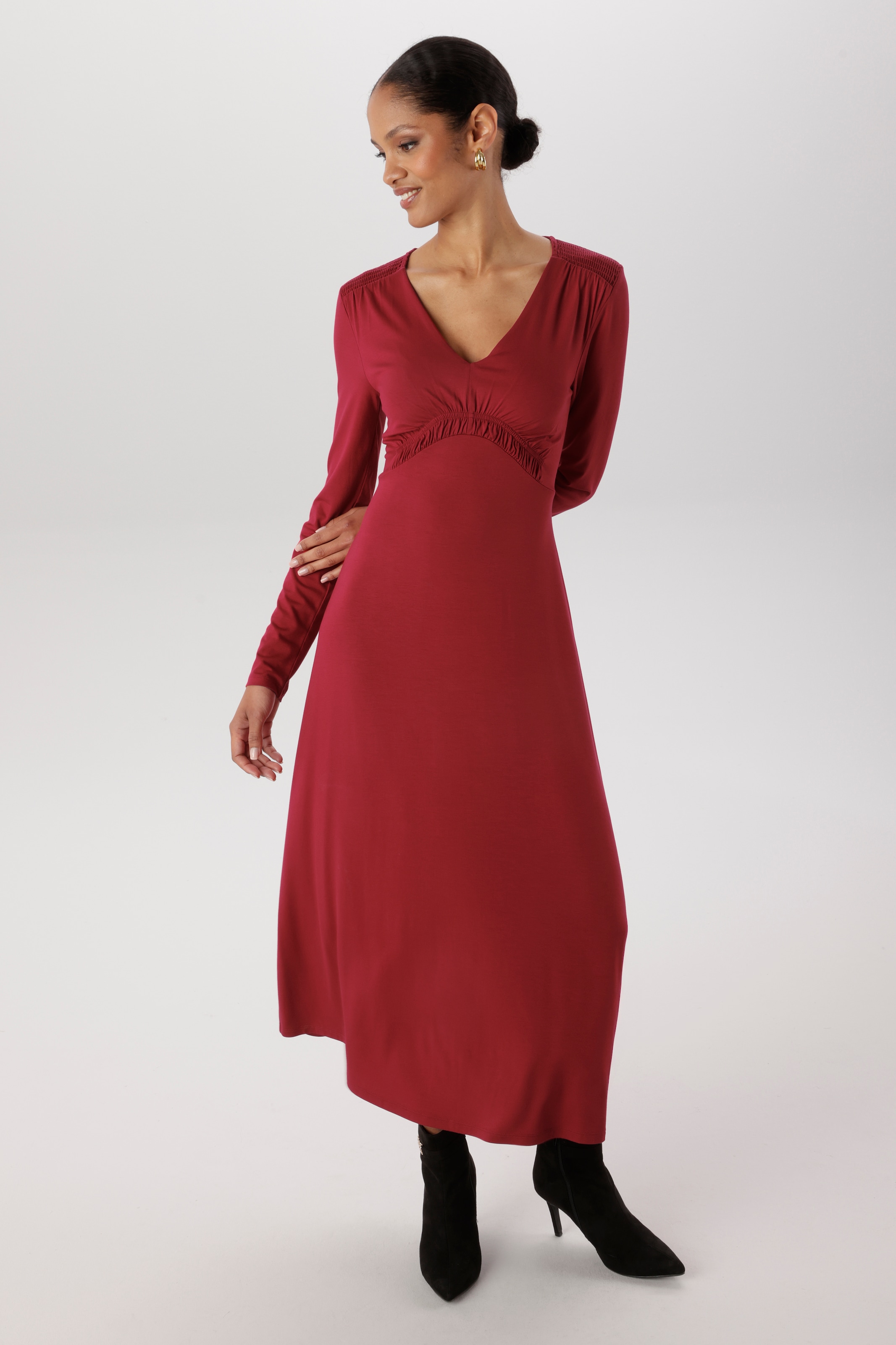 Aniston SELECTED Robe midi avec couture sous la poitrine drapée - NOUVELLE COLLECTION