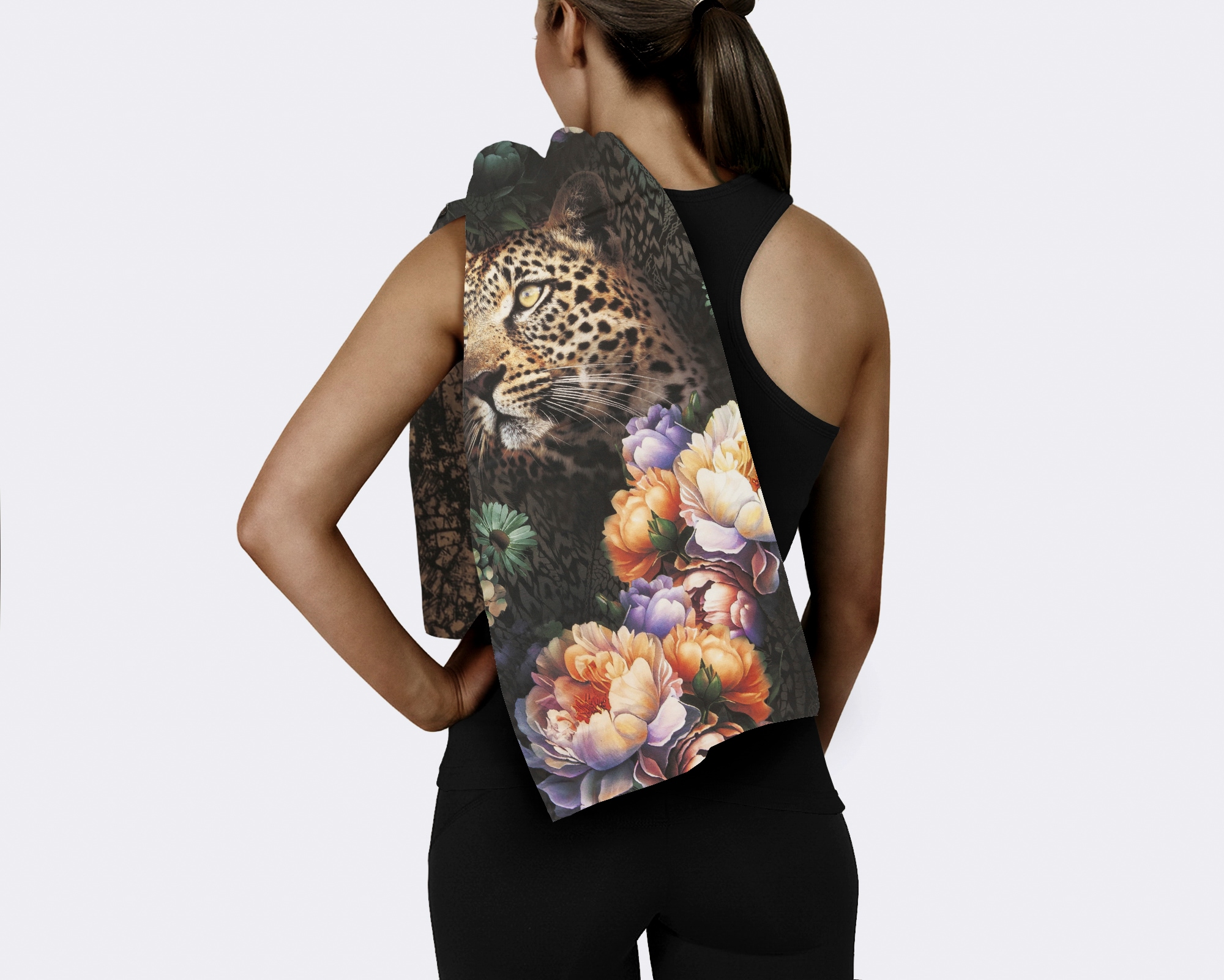 Descanso Sporthandtuch »Mizz« Mikrofaser, 50x100, Schnelltrocknend, Reise Sport, Wendeoptik, Leopard