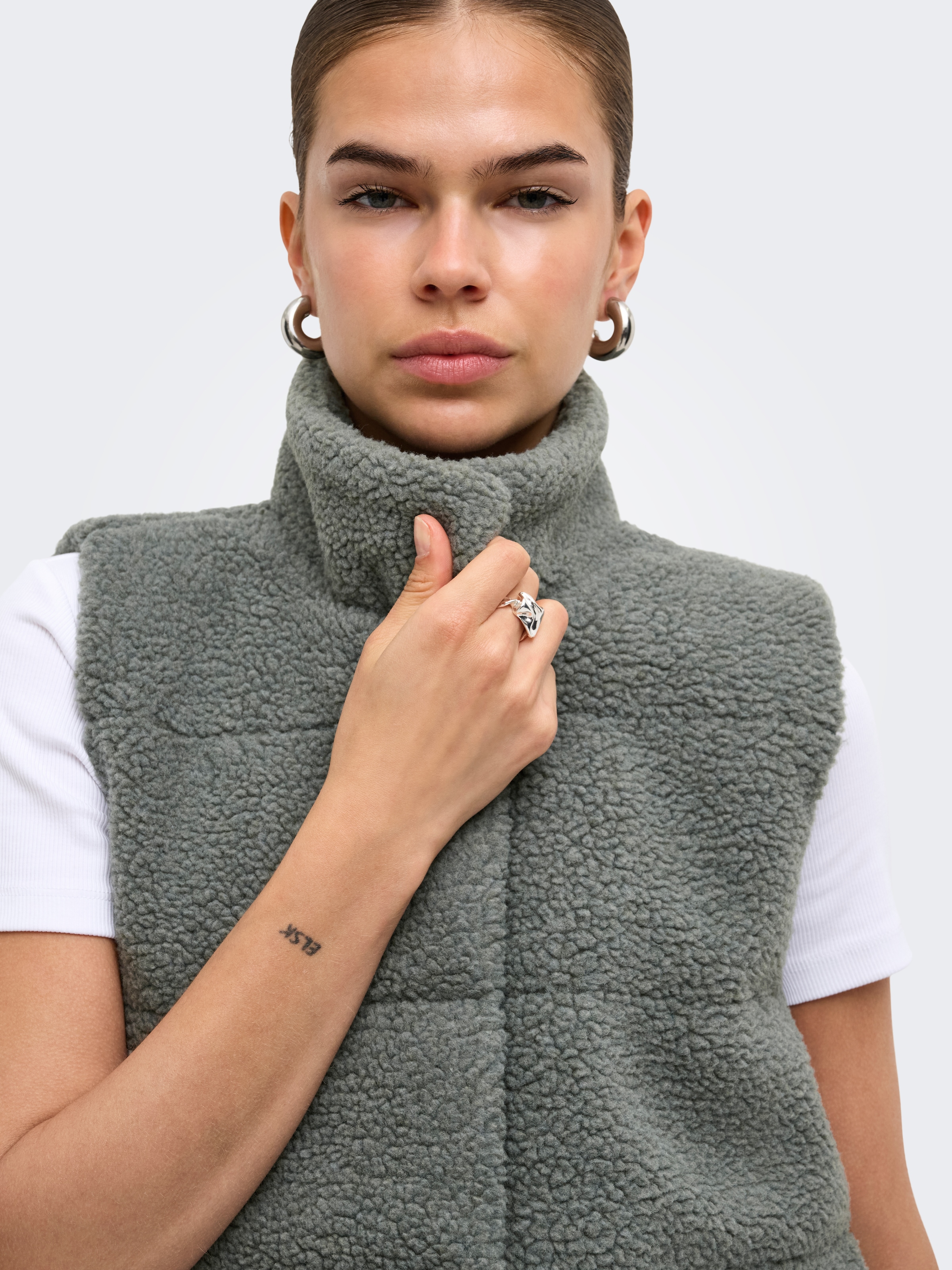 ONLY Plüschweste »ONLSANDRA TEDDY WAISTCOAT LIFE OTW NOOS« Kunstfaser