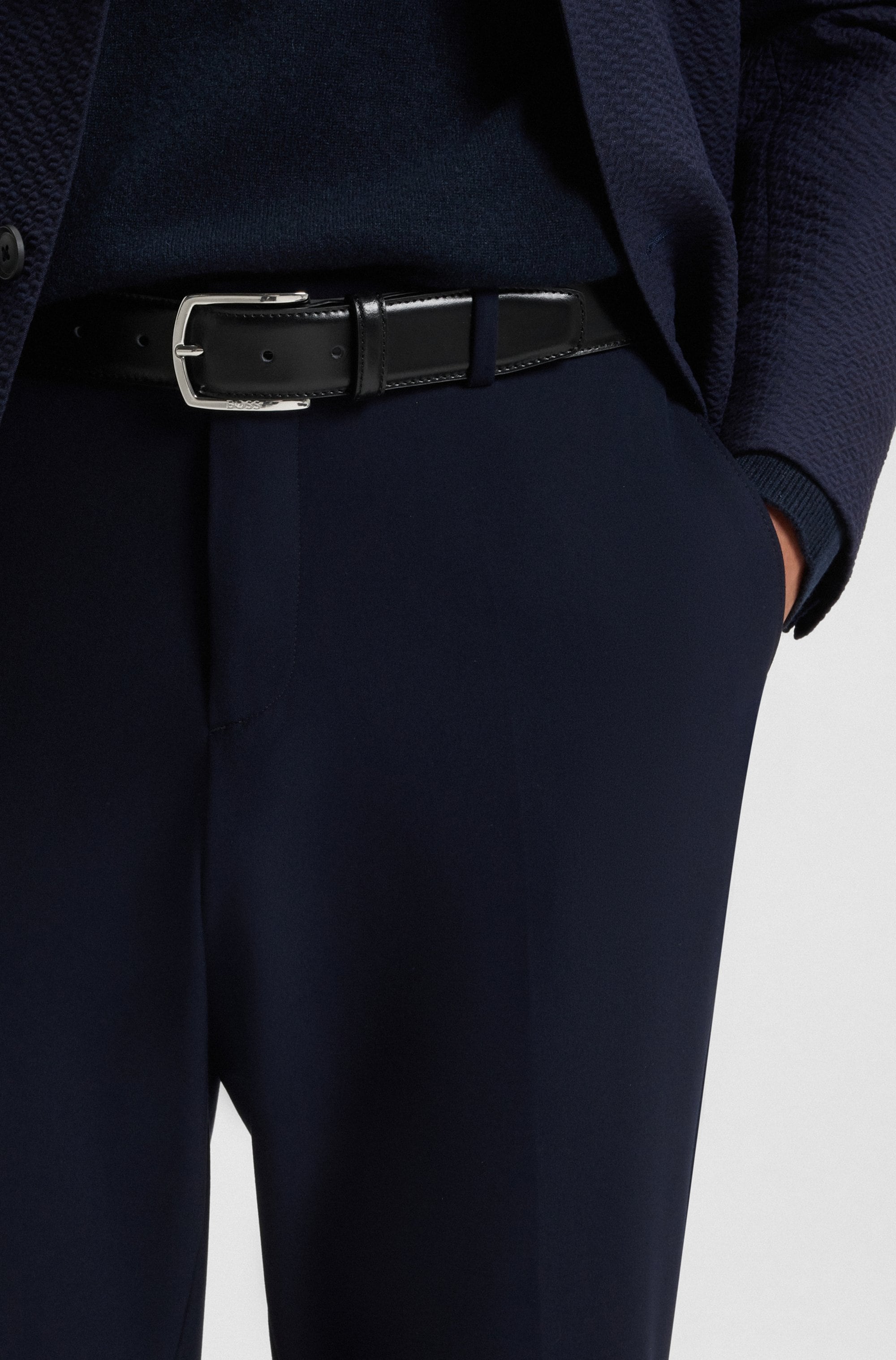 BOSS Ceinture en cuir »Claus-Tx-St_Sz35« mit Logo-Gravur am Verschluss