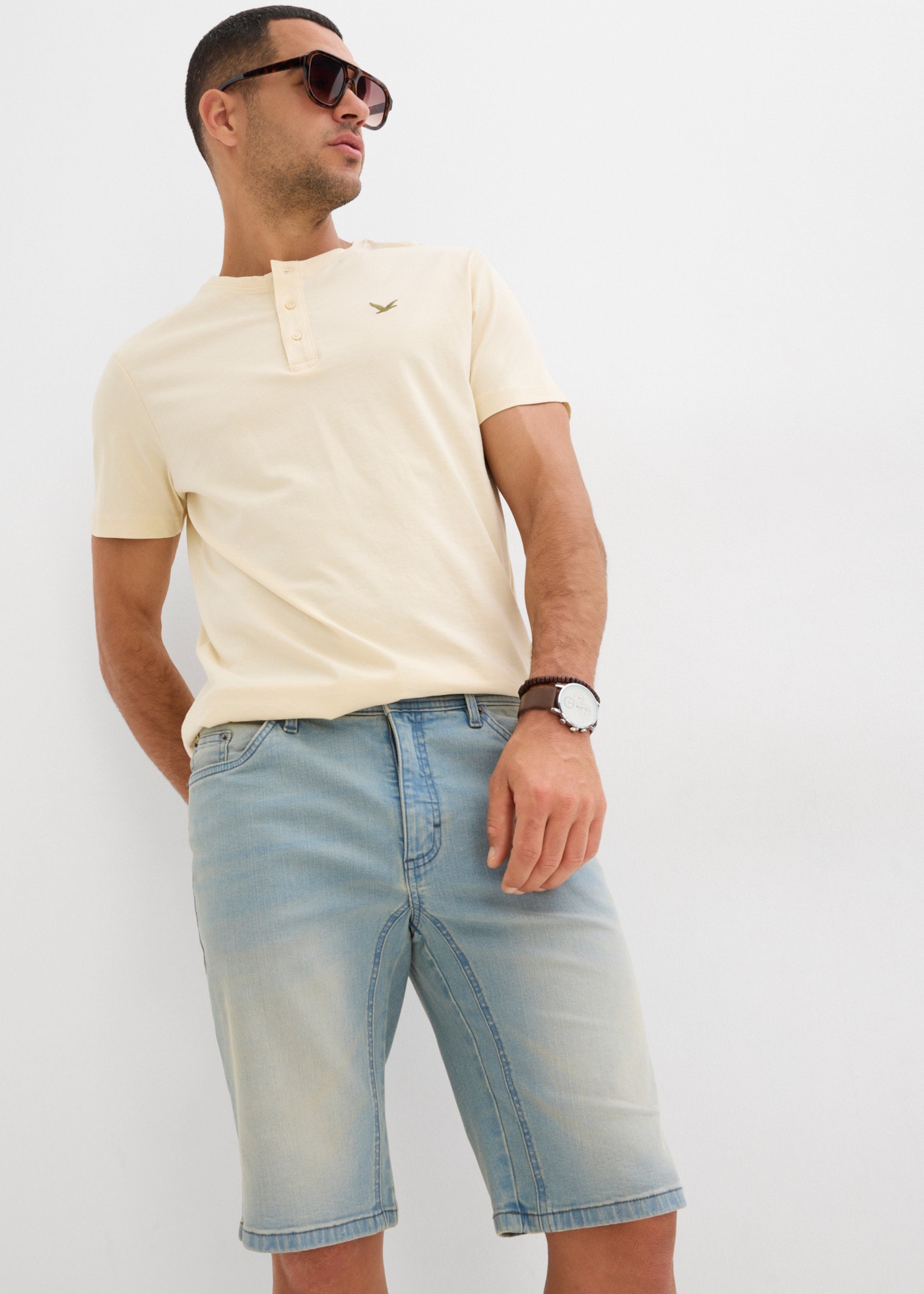 bonprix Bermuda  avec effet usé, coupe regular fit, en coton doux pour la peau