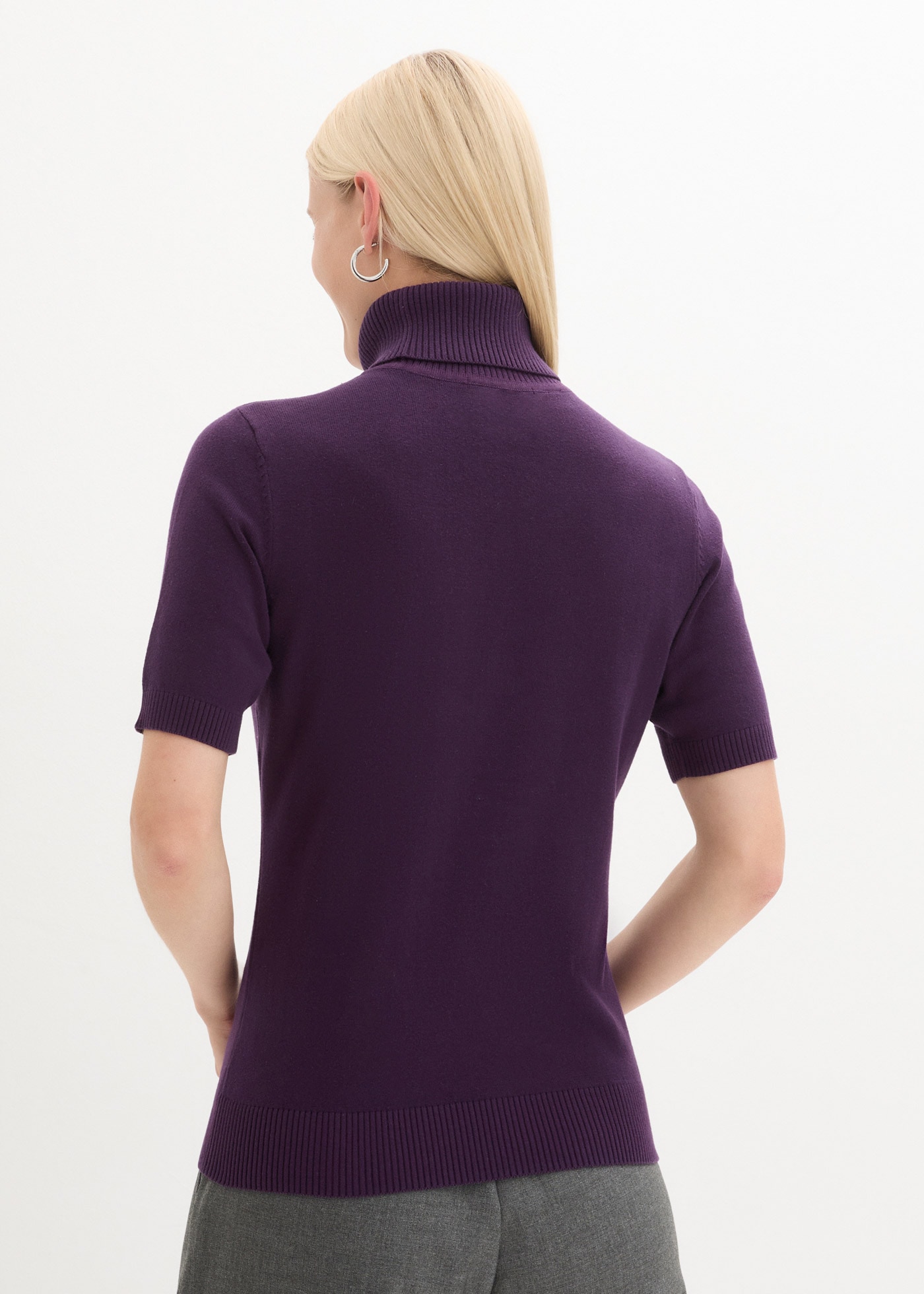 bonprix Pull à col roulé »Rollkragenpullover, Kurzarm« aus Baumwolle und Polyamid, mit Rollkragen, Kurzarm-Design