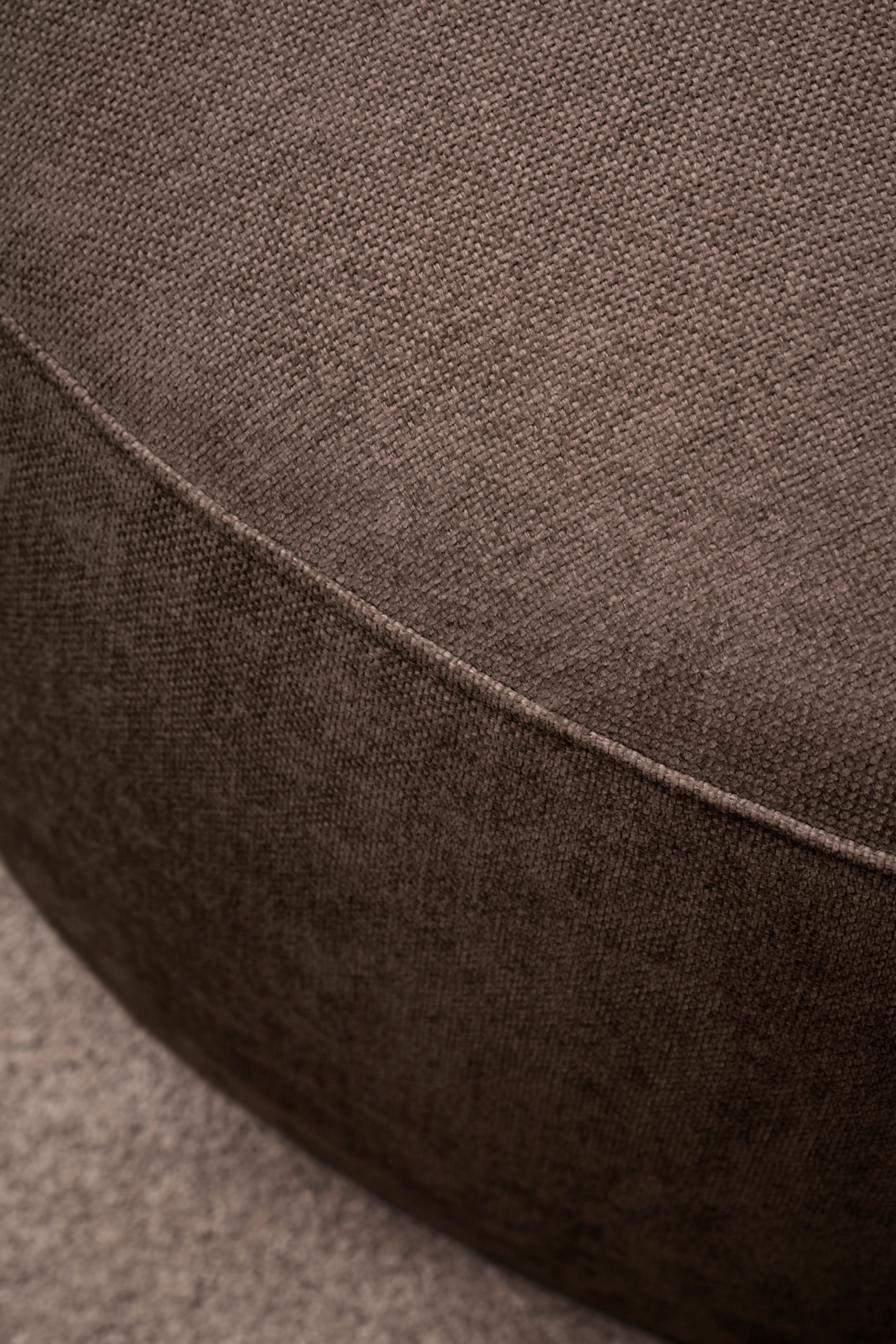 LeGer Home by Lena Gercke Fauteuil XXL »Yllara, moderner Lesesessel, Loveseat mit grosszügiger Sitzfläche« avec dossier courbé en velours ou structure