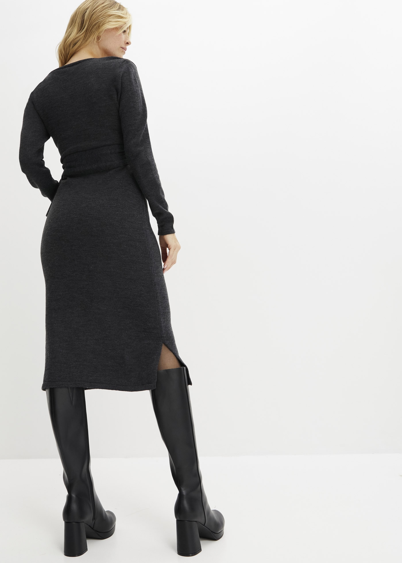 bonprix Strickkleid »Midi-Strickkleid« Midi-Strickkleid in Wickeloptik mit V-Ausschnitt