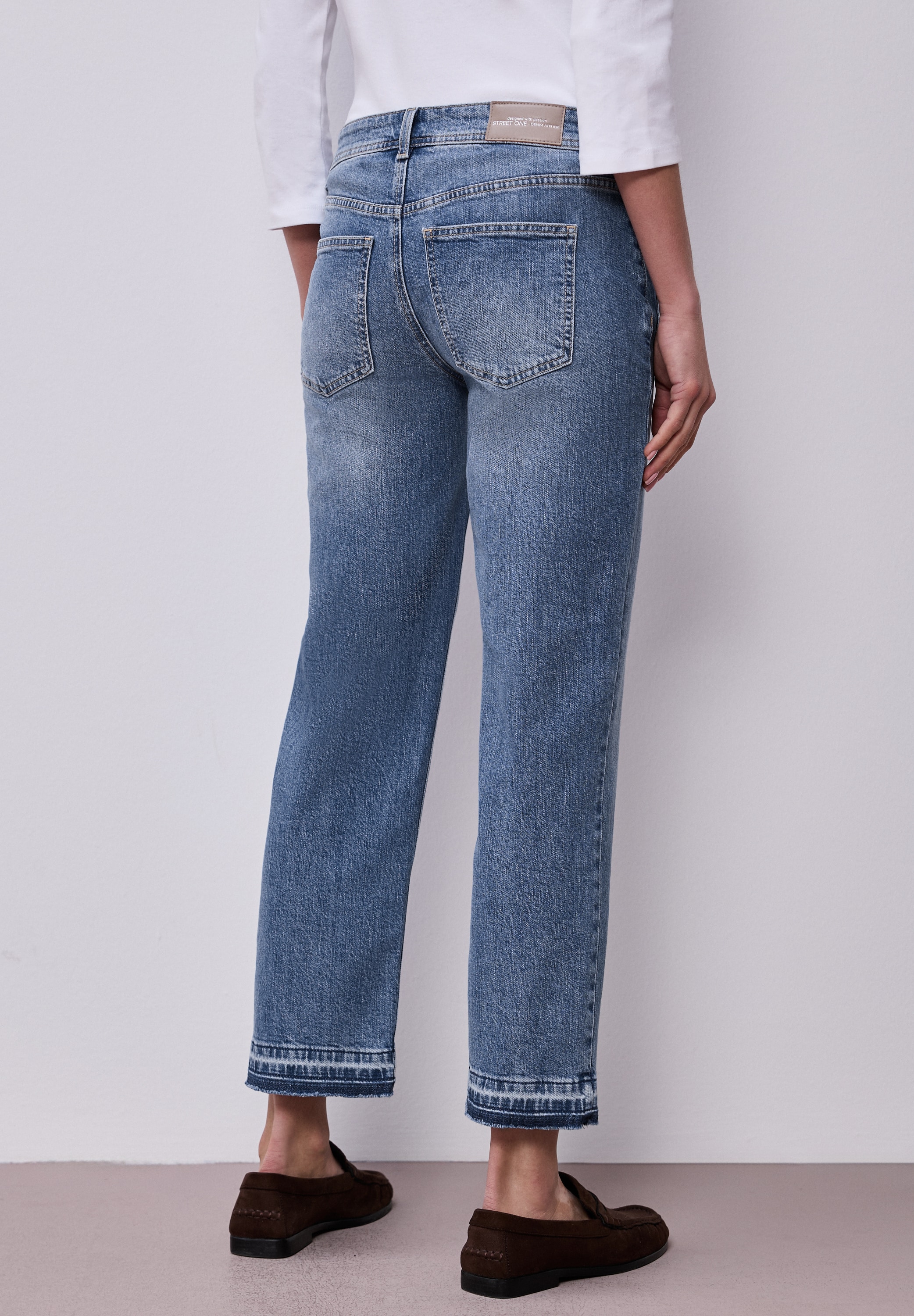 STREET ONE Jeans droit »Style Amalia« mit Saumdetail