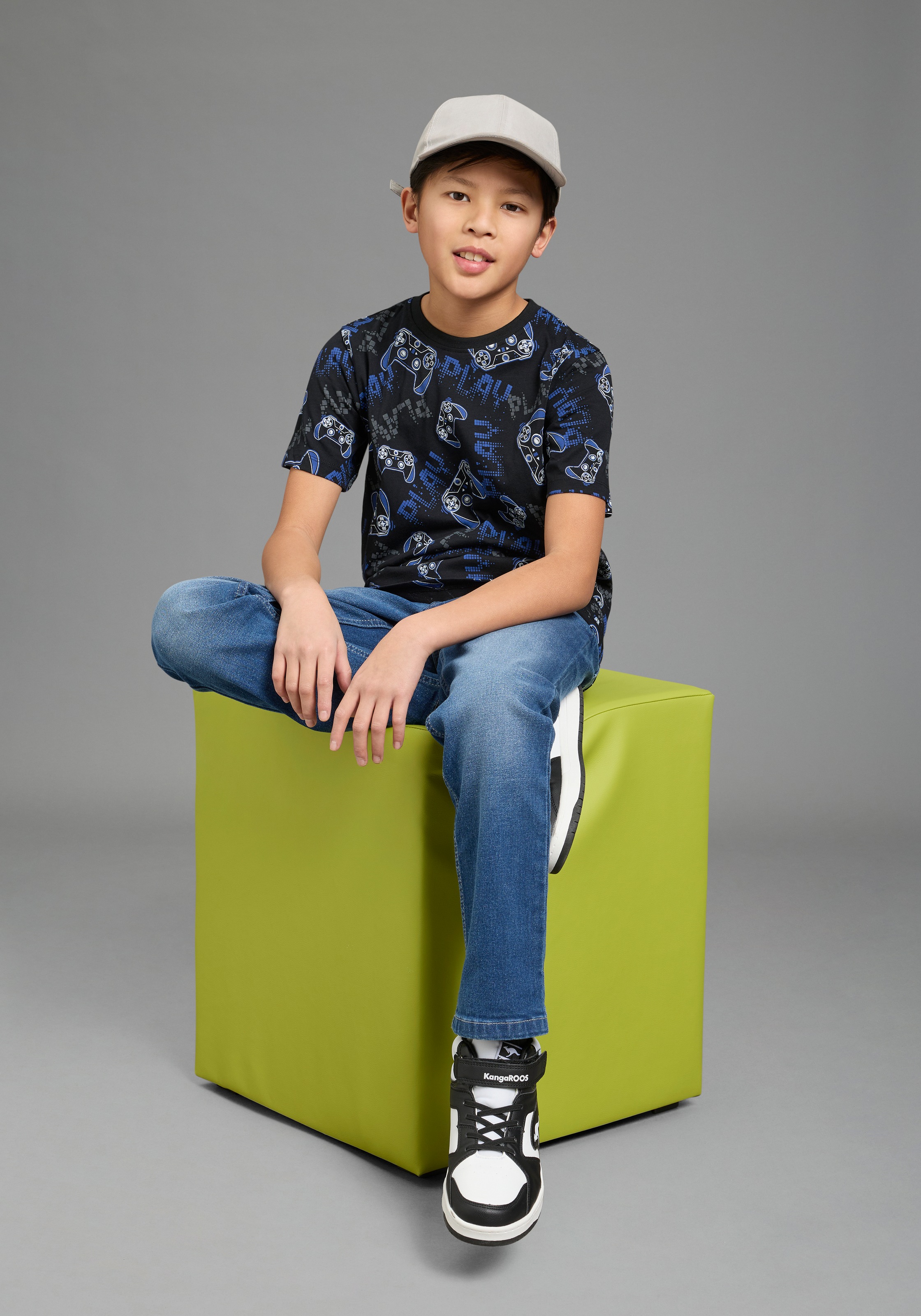 KIDSWORLD T-shirt »2er Pack Shirts mit Gamer/Controller Print« Paquet, 2, 2 pièces coupe basique, col rond, imprimé intégral, en coton