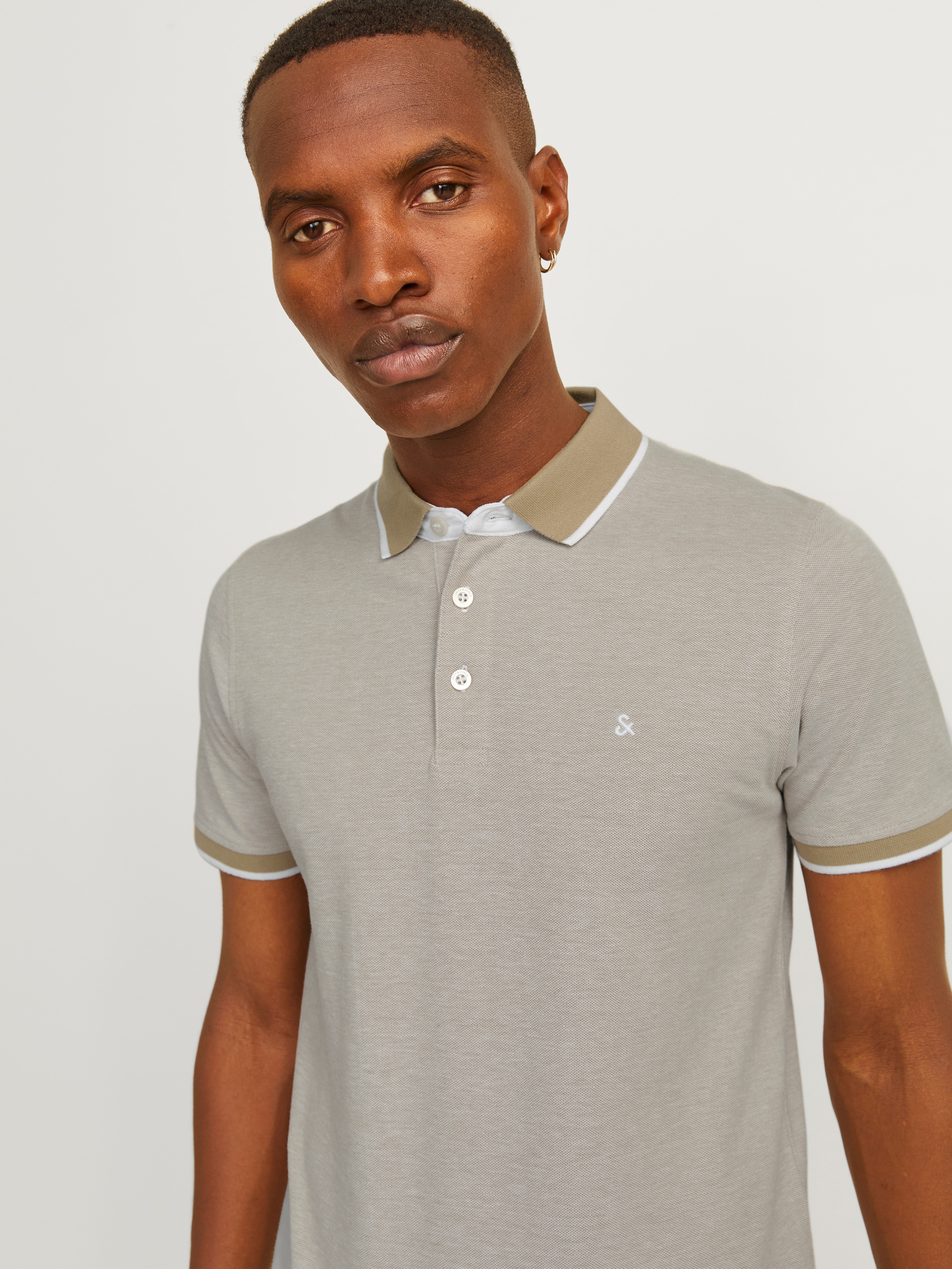 Jack & Jones Polo »JJEPAULOS Slim Fit, sportlich-elegant, mit Stickerei und Knopfleiste« Packung, 2 cuis unifarben, modisch, slim fit, Baumwolle, Polokragen