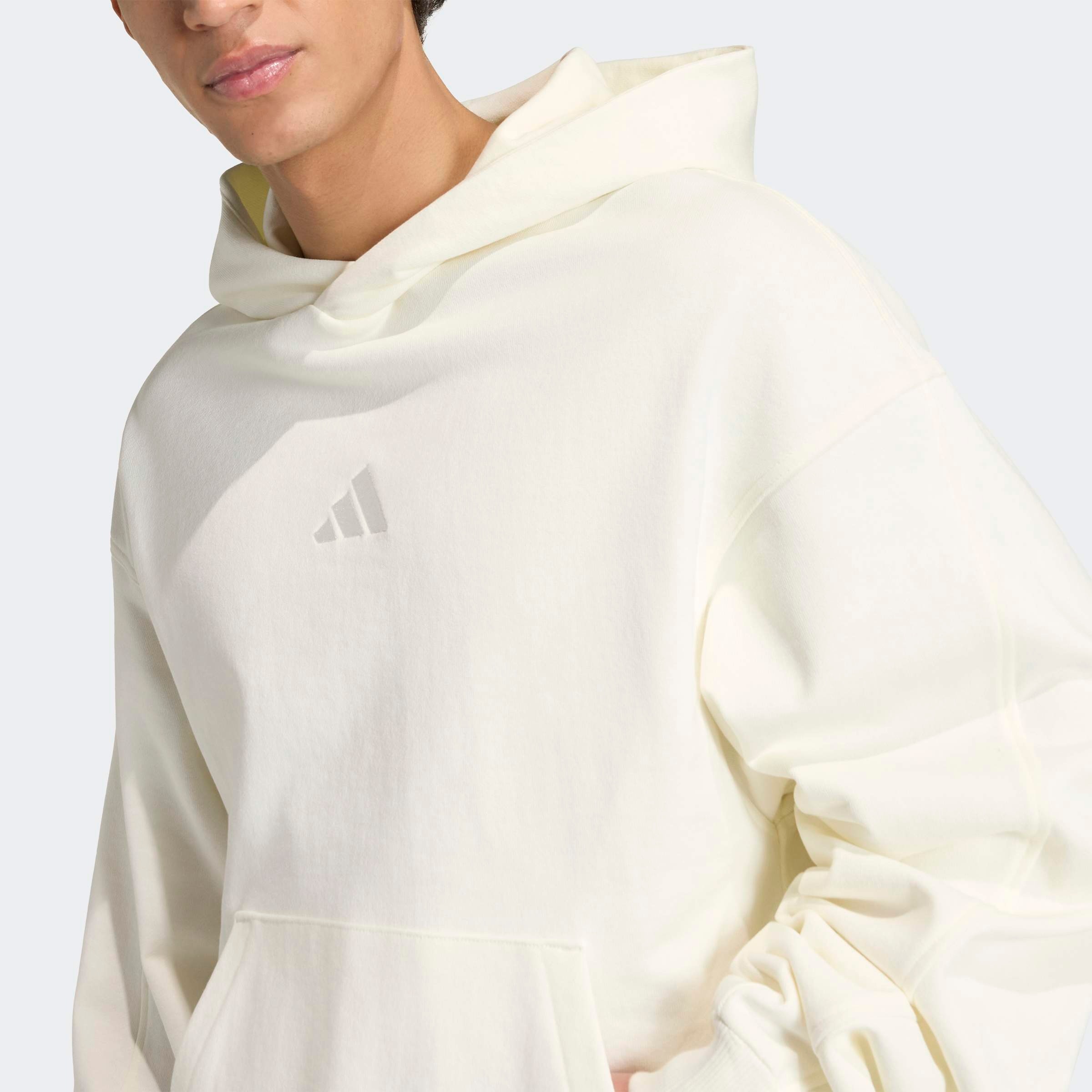 adidas Sportswear Sweat à capuche »ADIDAS KIT HOODIE, KLEINES LOGO«, mit Kapuze, in normaler Schnittform

