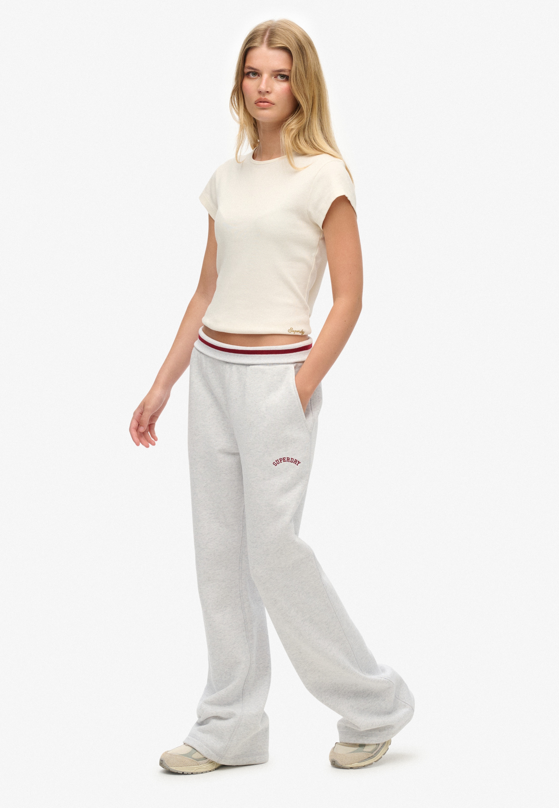 Superdry Sweathose »ESSENTIAL LOGO LR FLARE JOGGER«