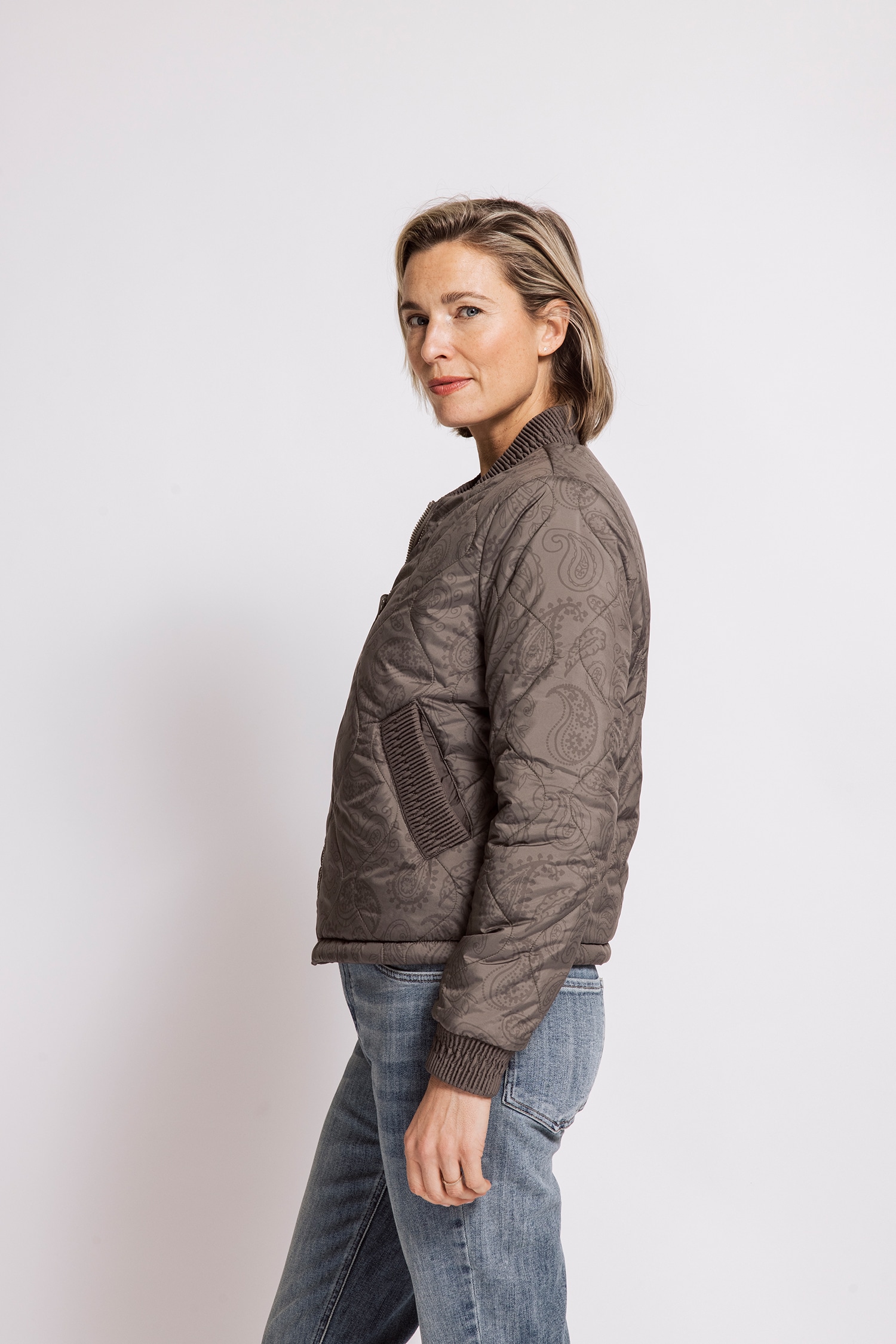Zhrill Blazer court »SARAH« Blouson-Jacke im modernen Stil / Paisley-Muster / Reissverschluss