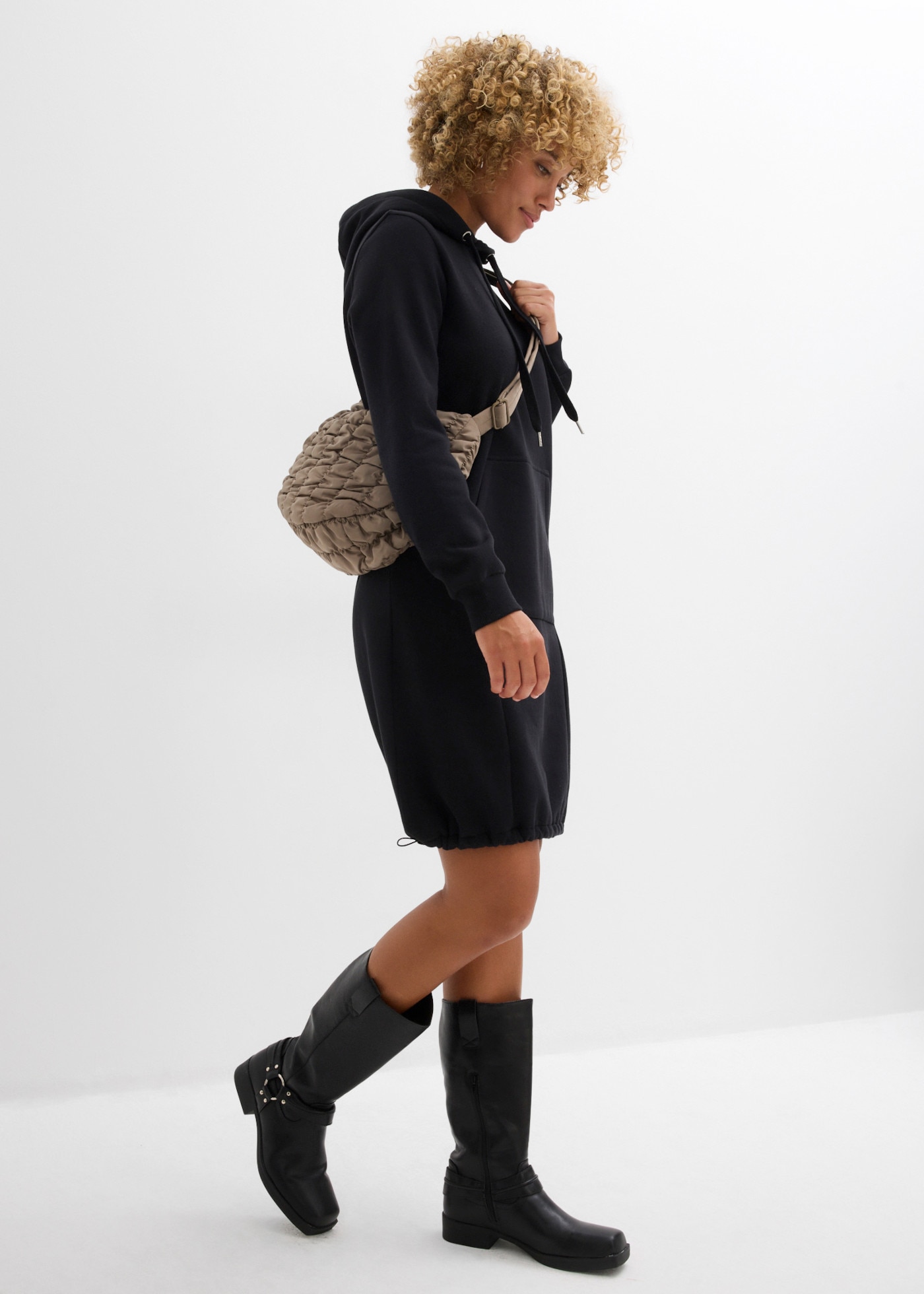 bonprix Robe en sweat coupe ample, avec bande élastique