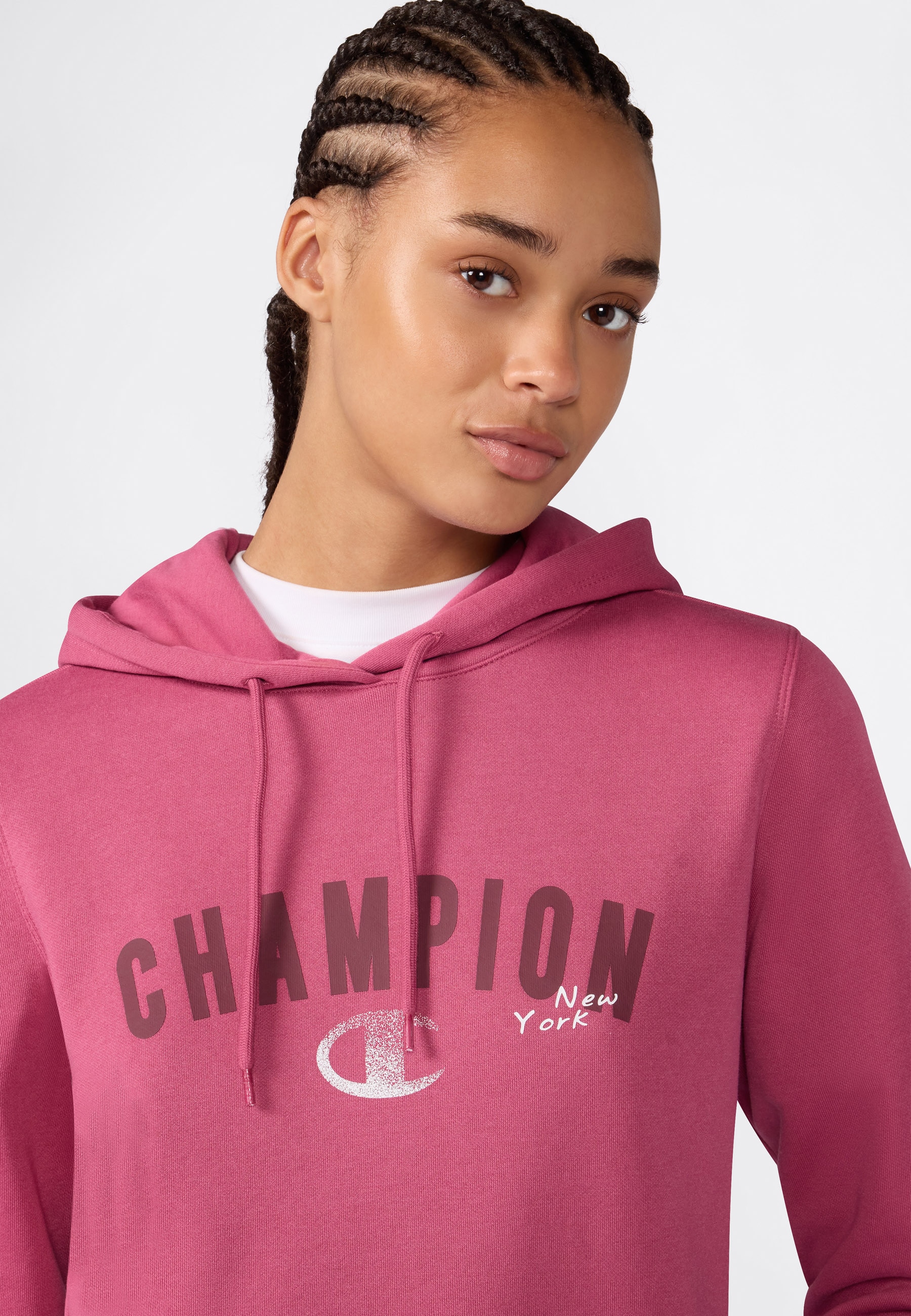 Champion Sweat à capuche »SPORTWEAR HOODIE Slim Fit«, avec look sportif, coupe slim près du corps, coupe moderne
