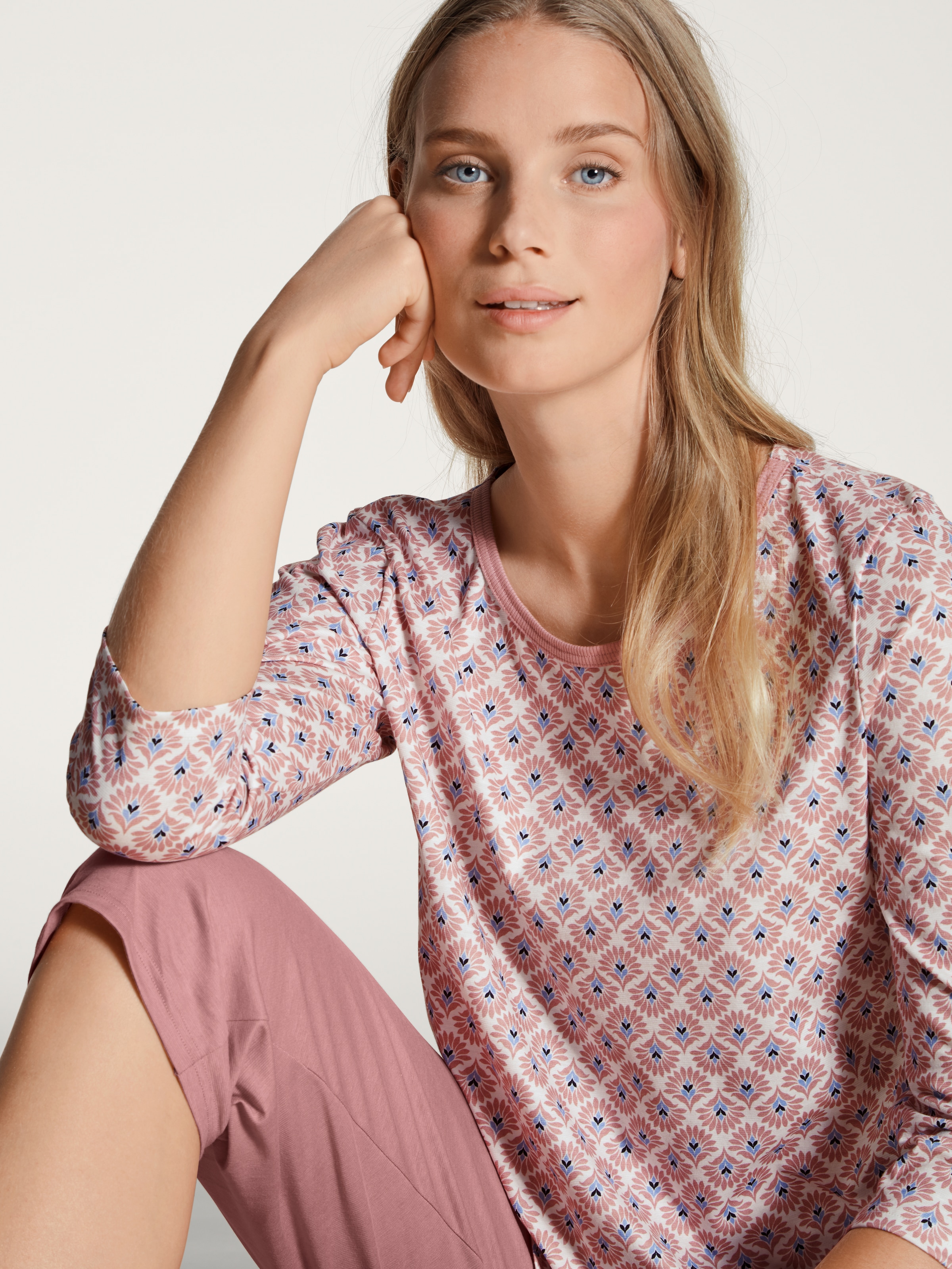 CALIDA Capri-Pyjama »Lovely Nights« 2 tlg. mit modern Fit