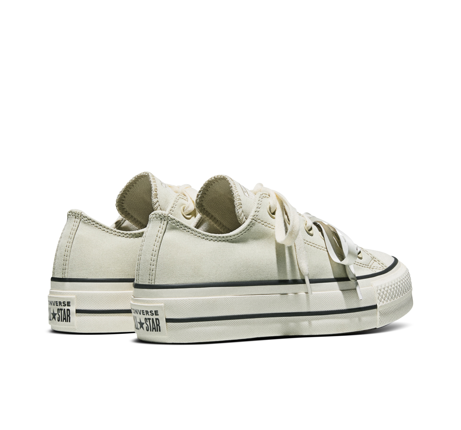 Converse Sneakers »CHUCK TAYLOR ALL STAR LIFT PLATFORM PEACHED CANVAS«  pour tous les jours, semelle profilée, avec lacets
