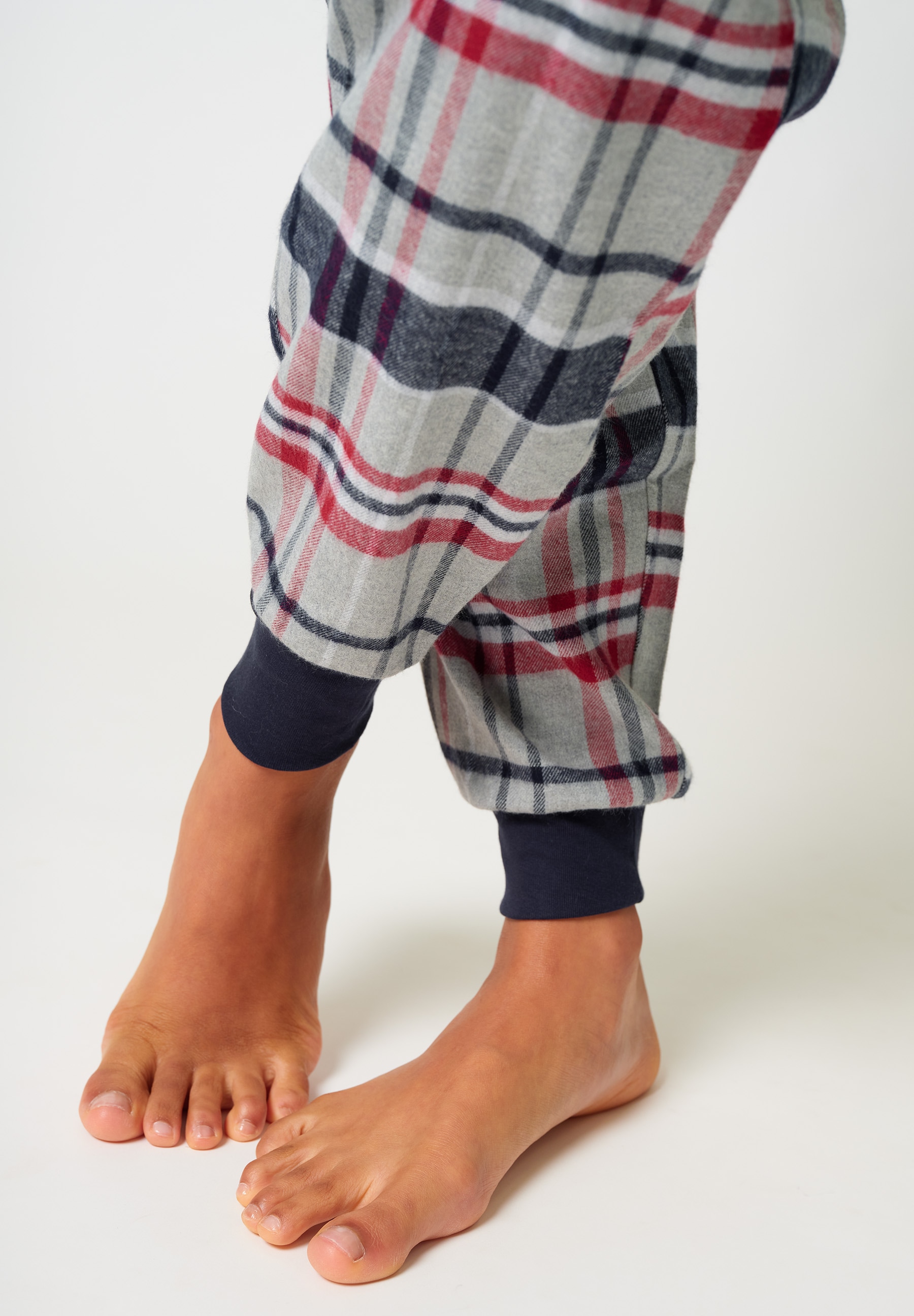 Skiny Pyjama »Night In Skiny Flanell« 2 pièces elastischer Bund, Bindeband, Oberteil mit Knöpfen, langärmelig